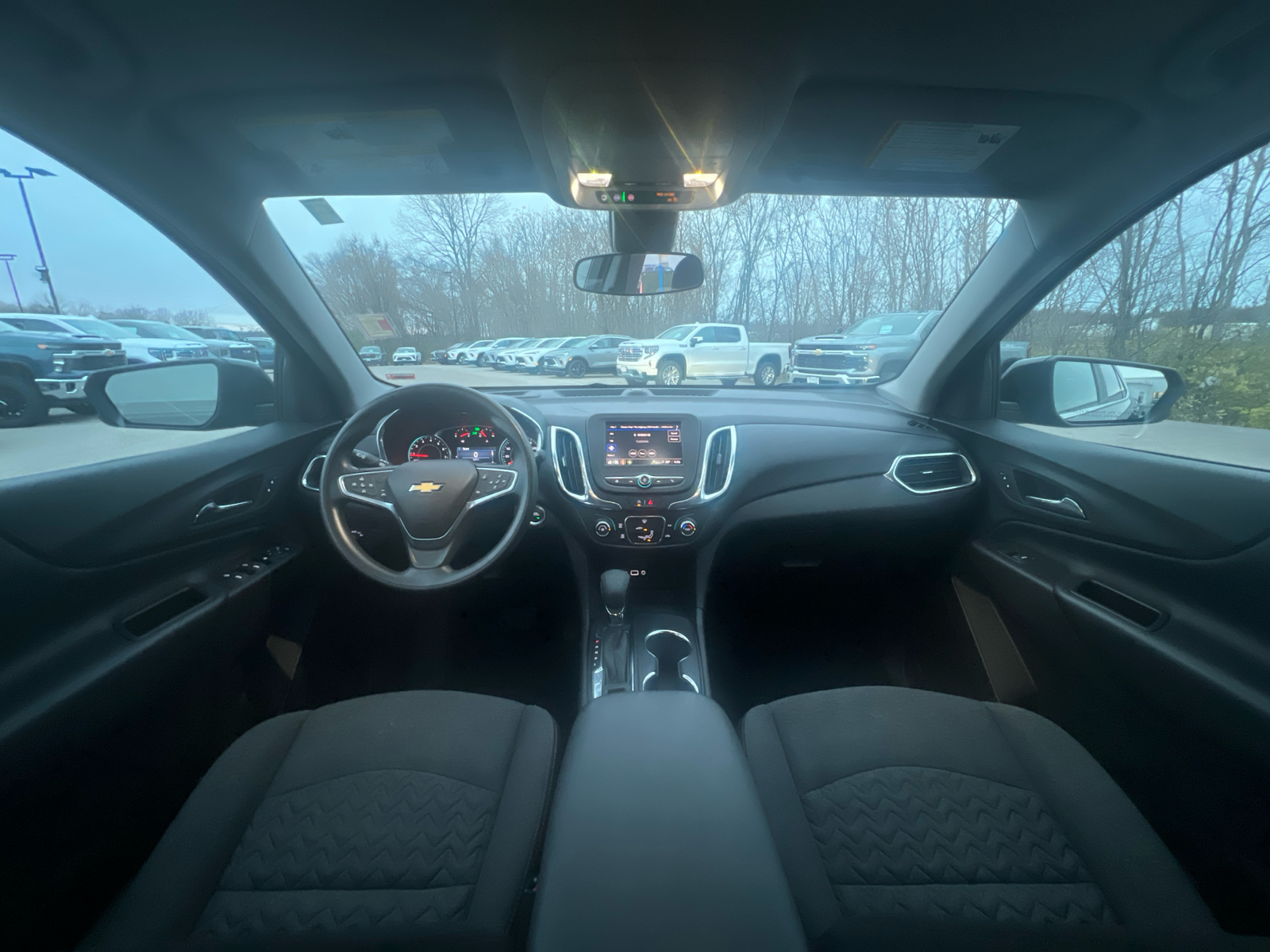 2023 Chevrolet Equinox LT 32