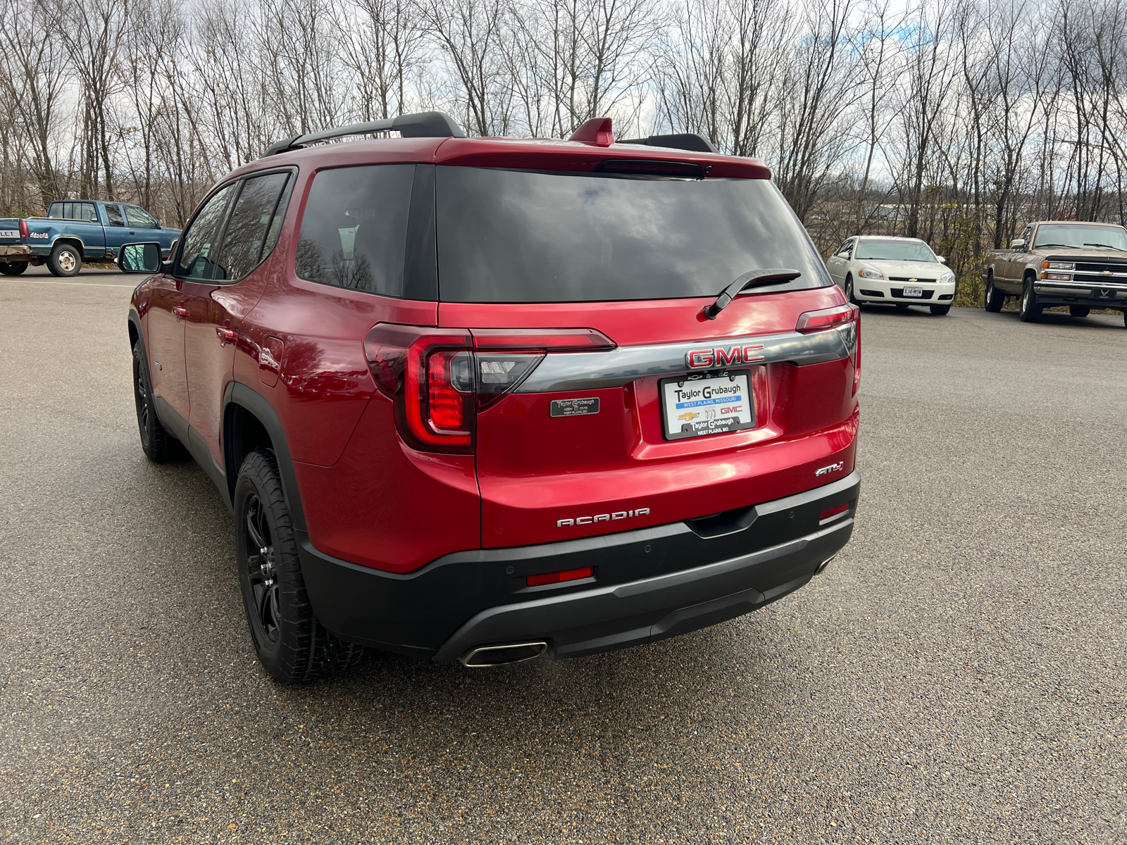 2022 GMC Acadia AT4 12