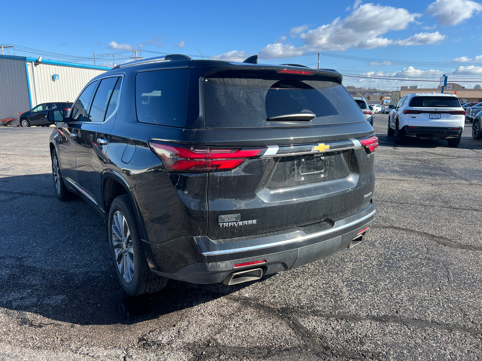 2023 Chevrolet Traverse Premier 7