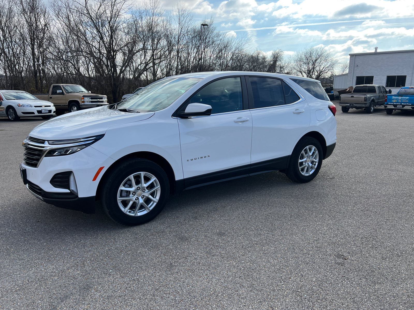 2024 Chevrolet Equinox LT 9