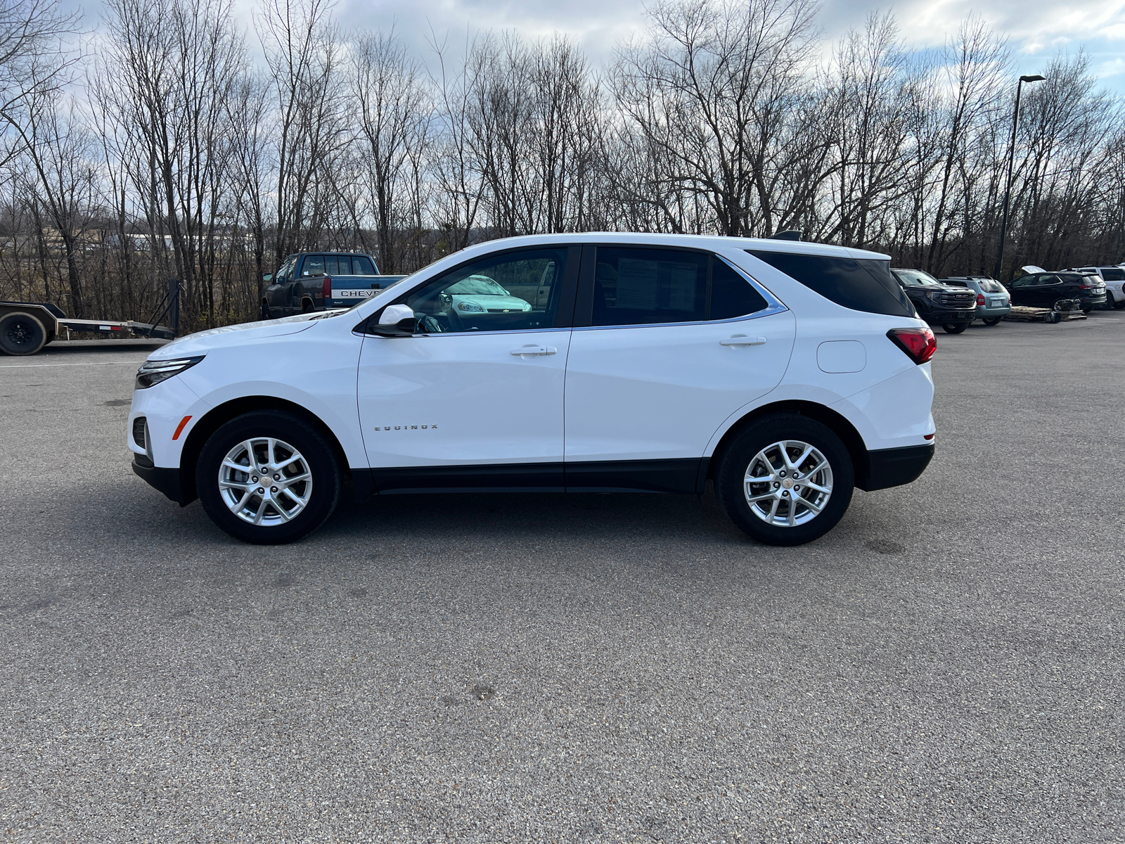 2024 Chevrolet Equinox LT 10