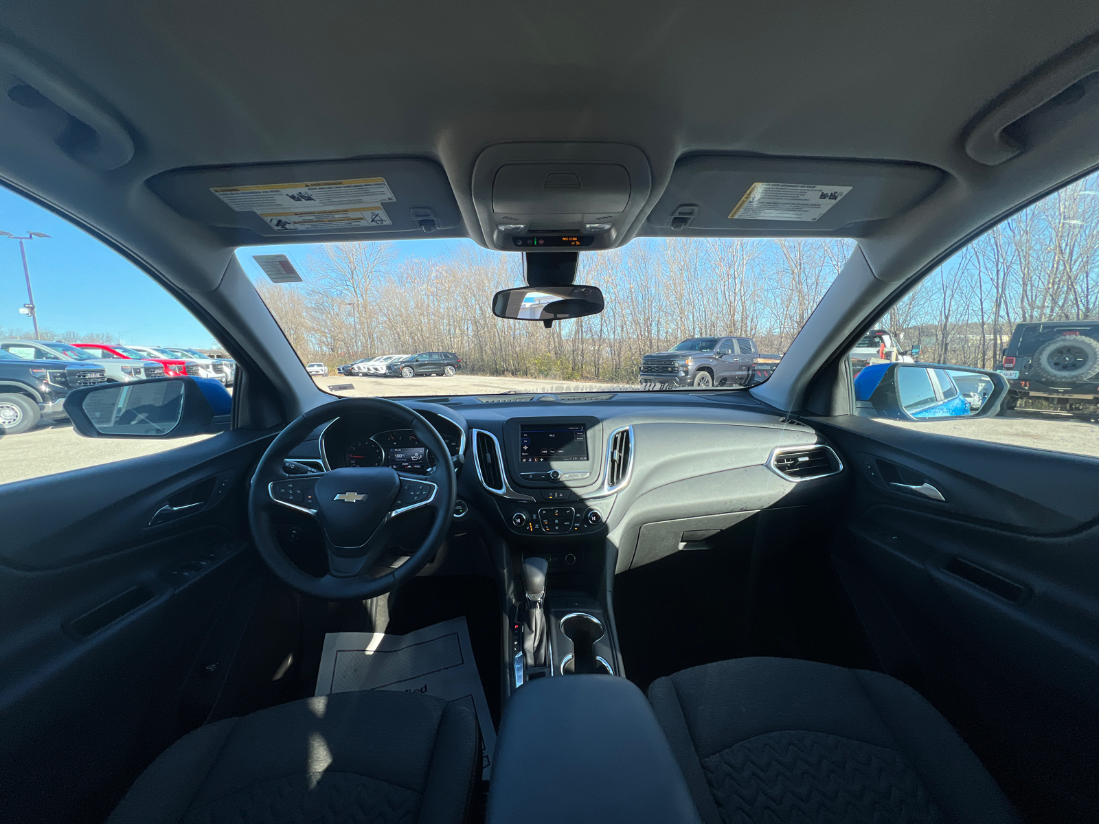 2024 Chevrolet Equinox LT 35