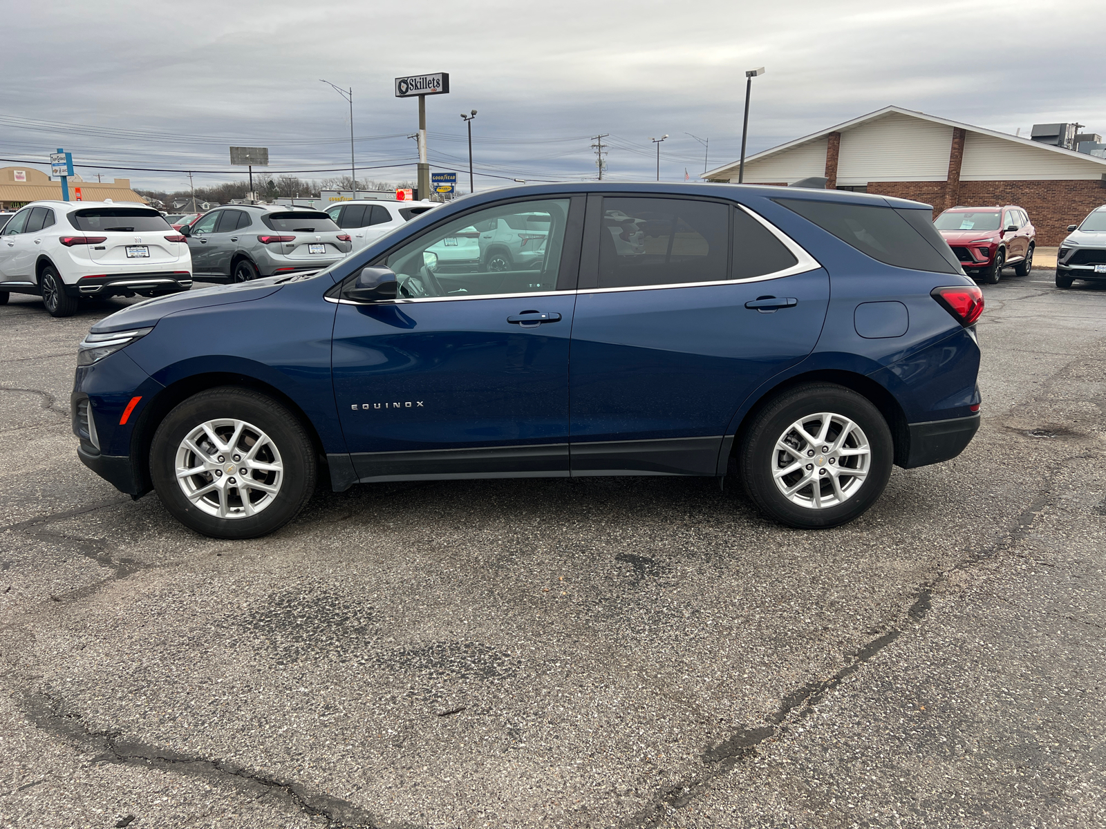 2023 Chevrolet Equinox LT 5