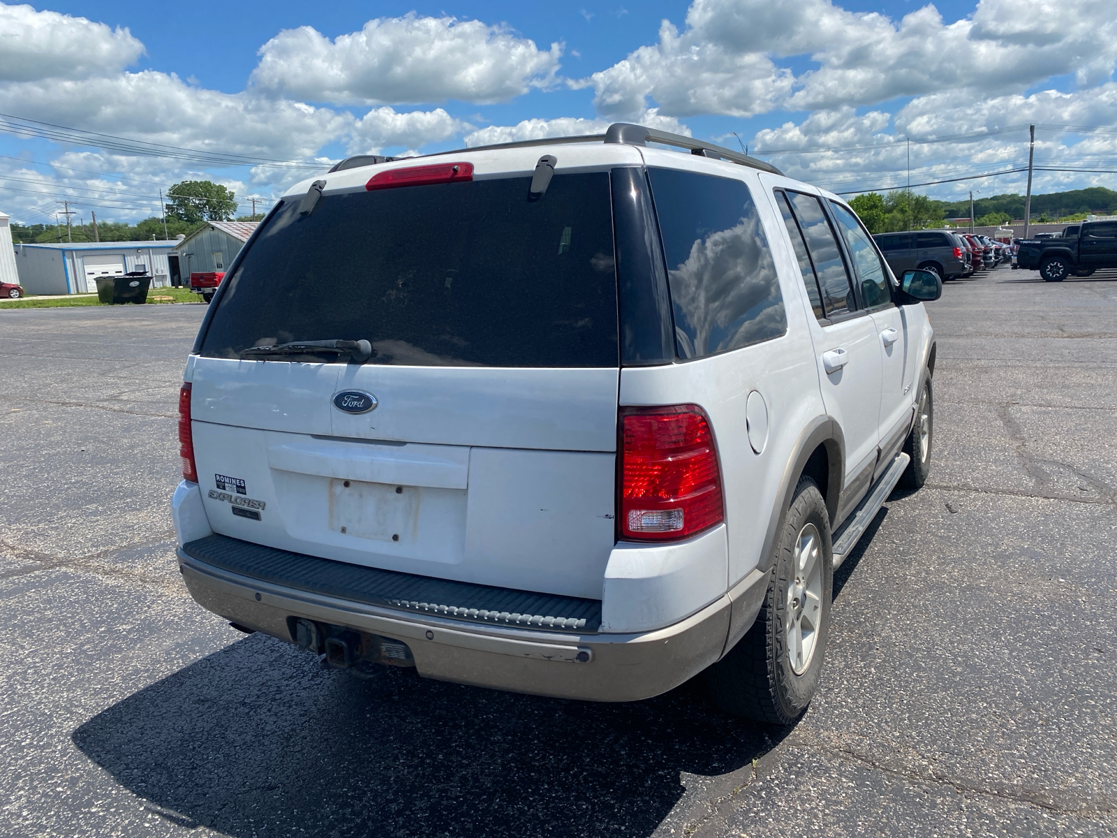 2004 Ford Explorer  2