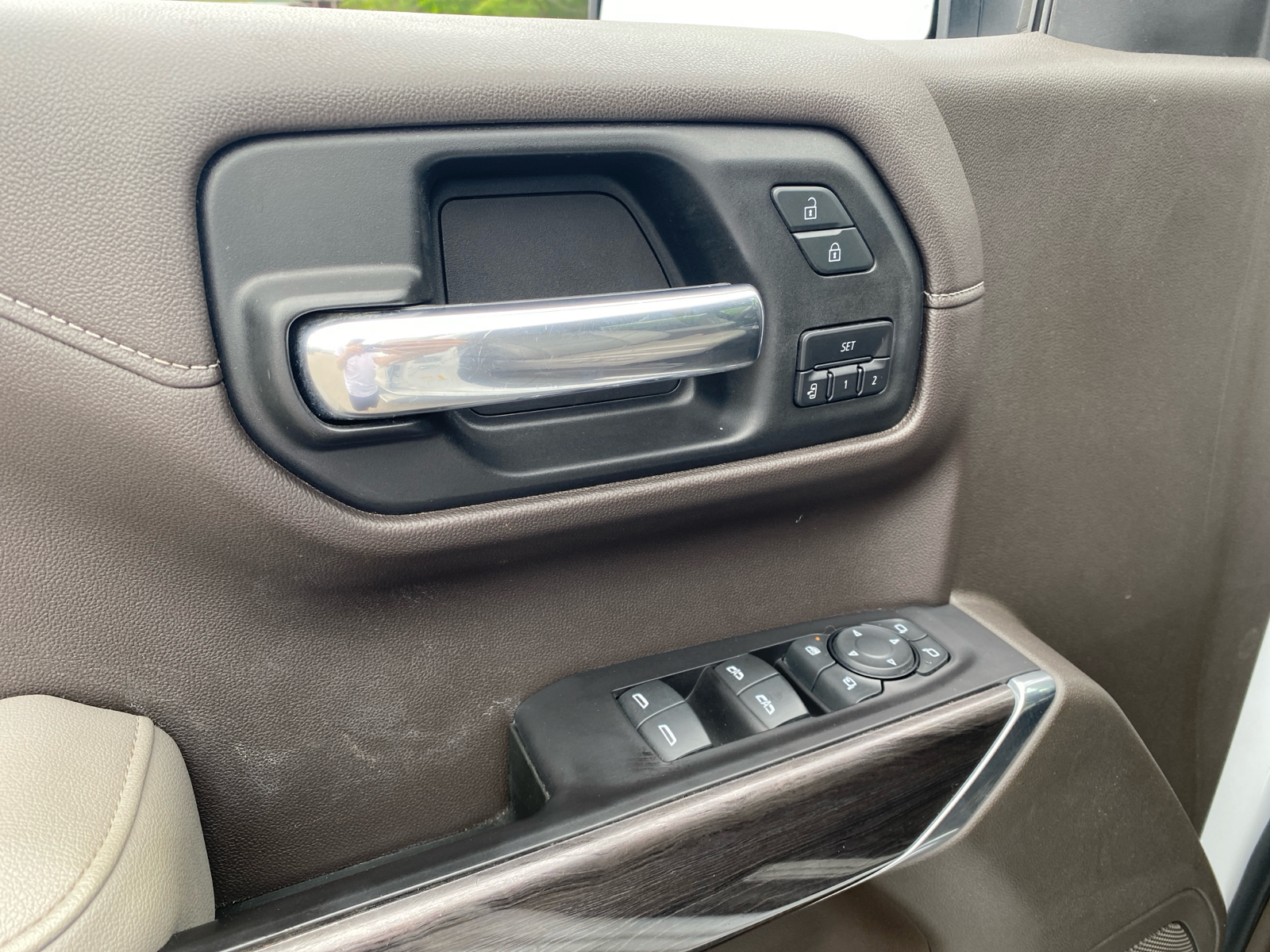 2019 Chevrolet Silverado 1500 LTZ 19