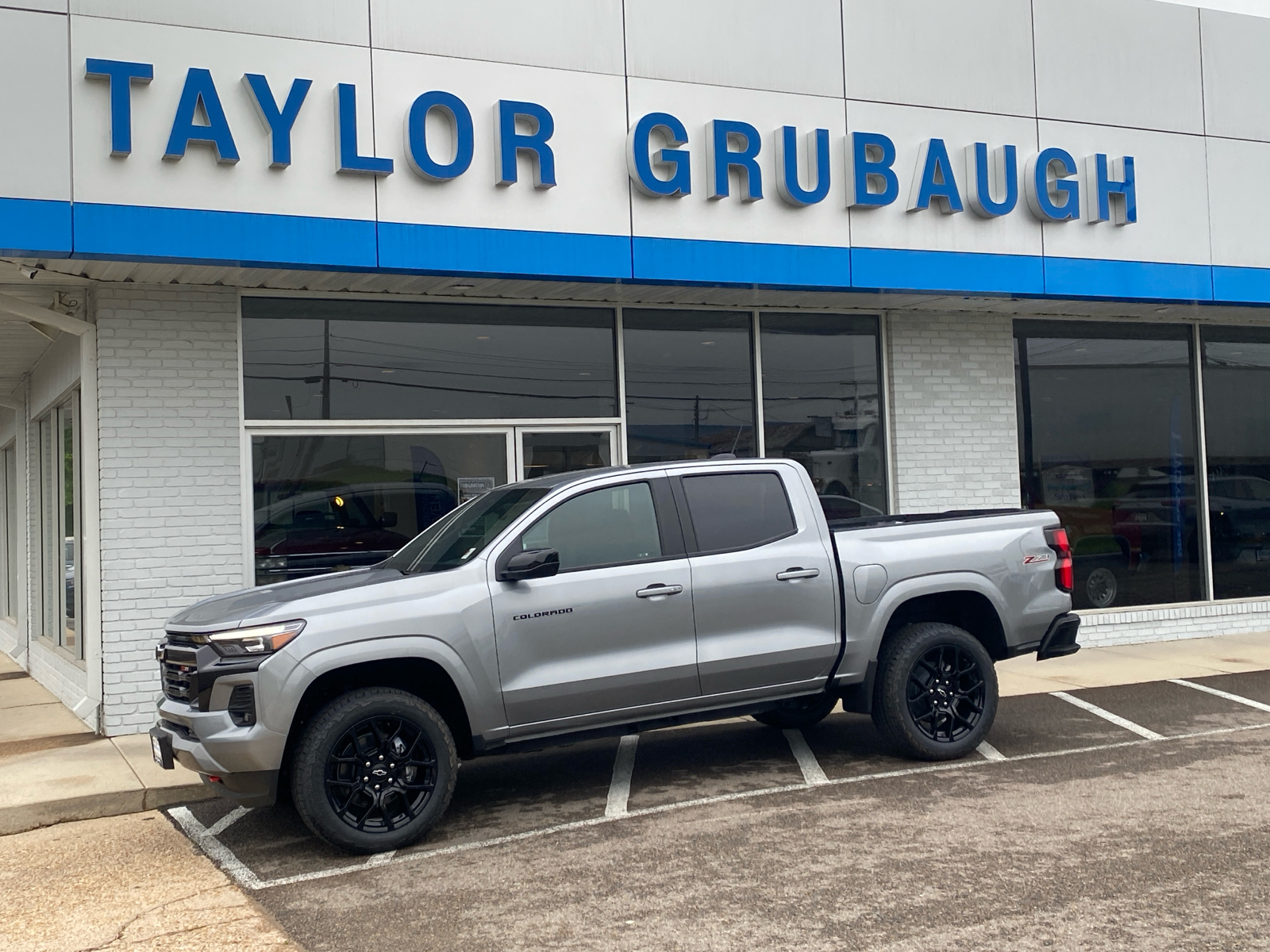 2024 Chevrolet Colorado 4WD Z71 1