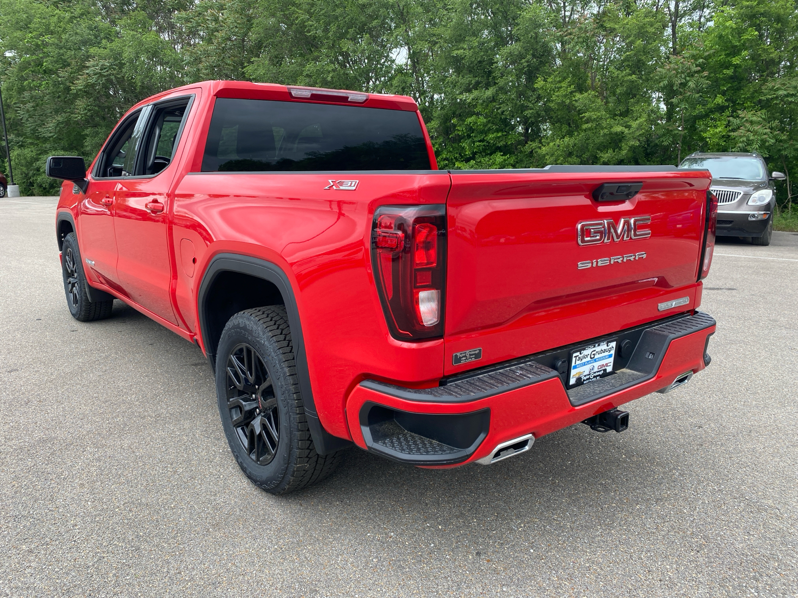 2024 GMC Sierra 1500 Elevation 3