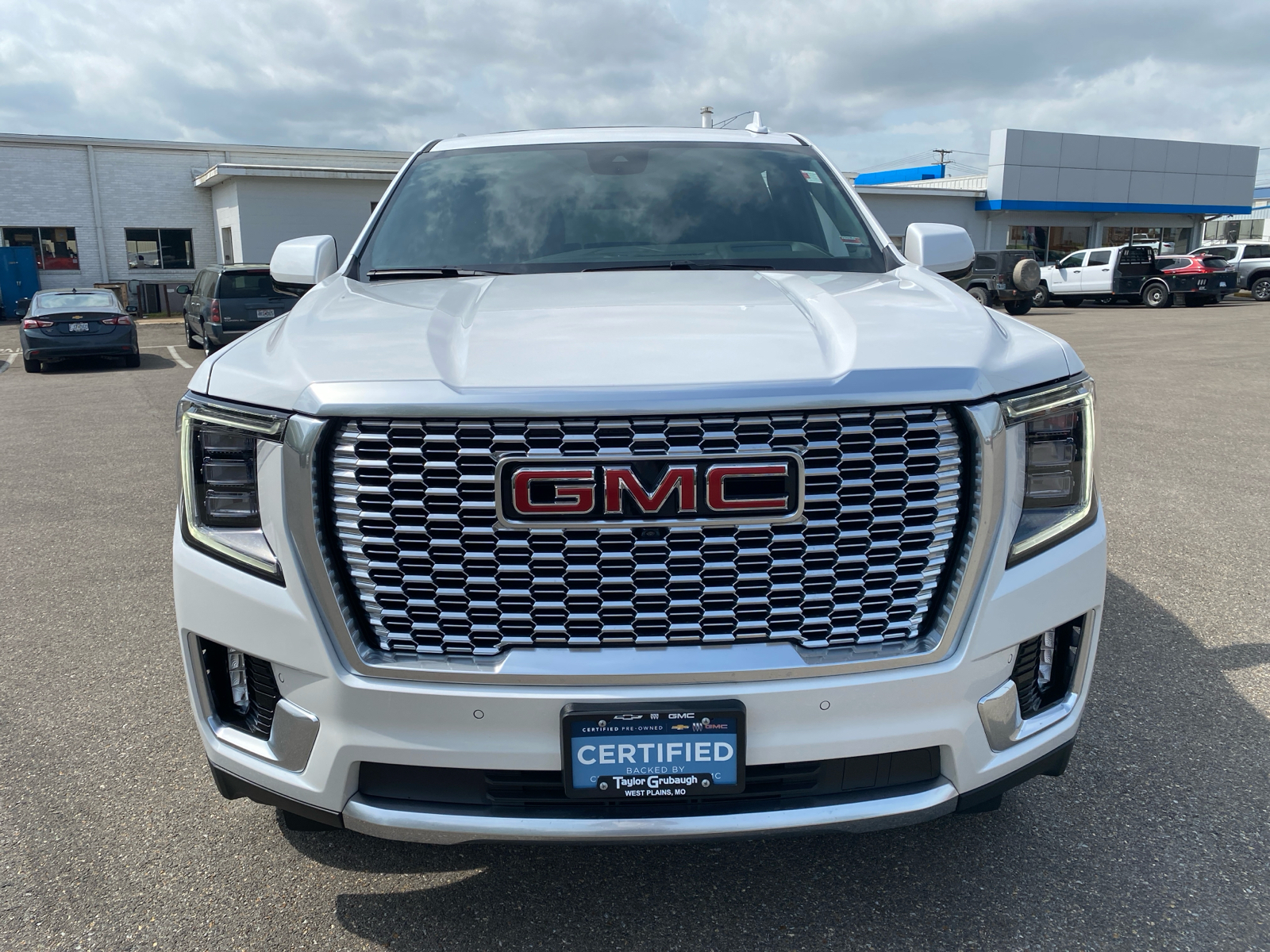 2023 GMC Yukon Denali 11