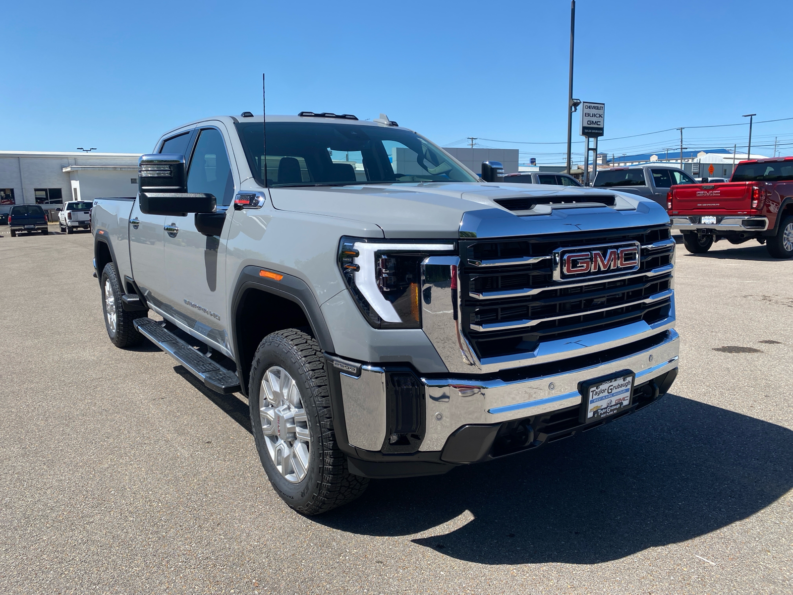 2024 GMC Sierra 2500HD SLT 10