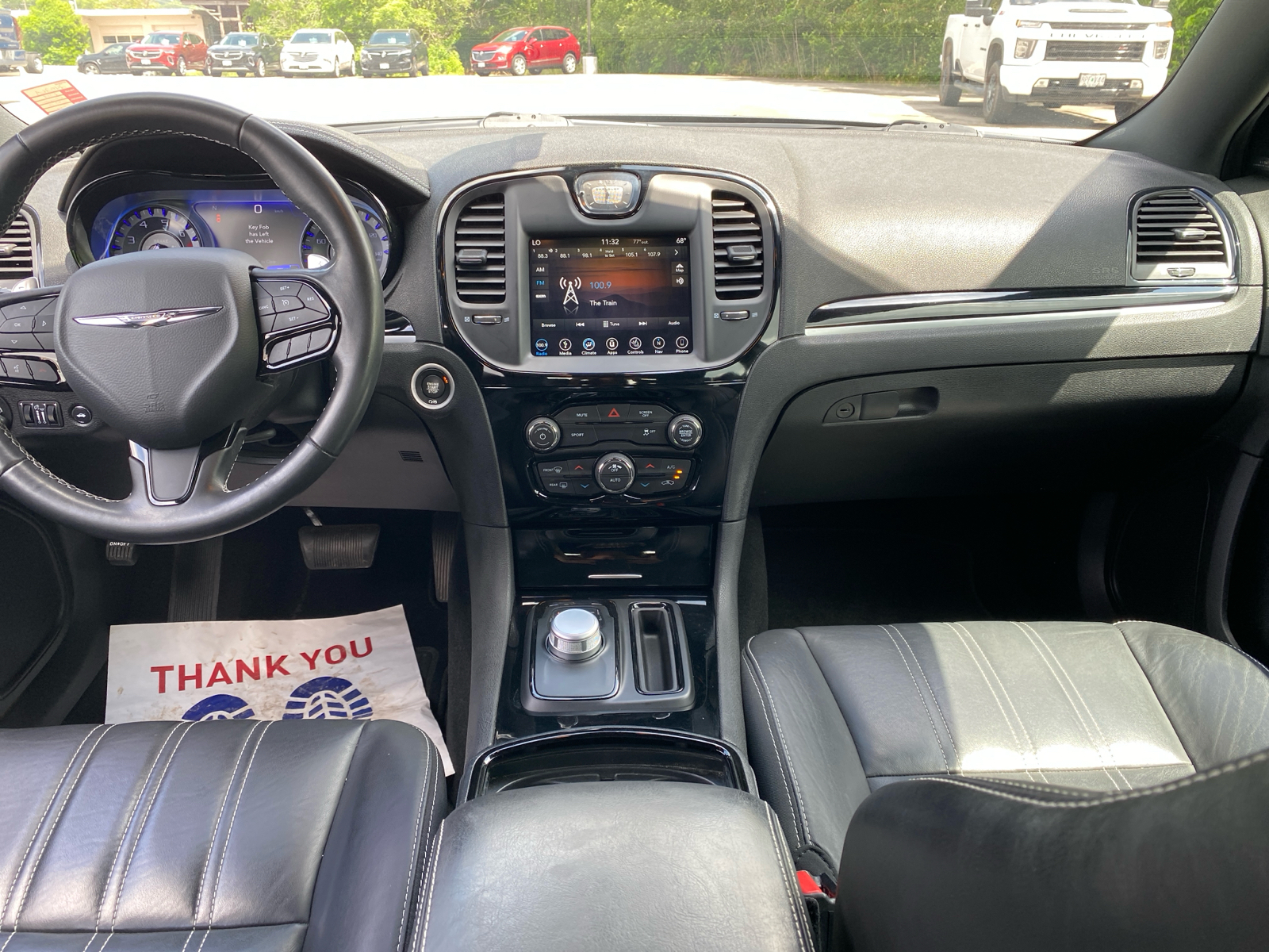 2019 Chrysler 300 300S 14