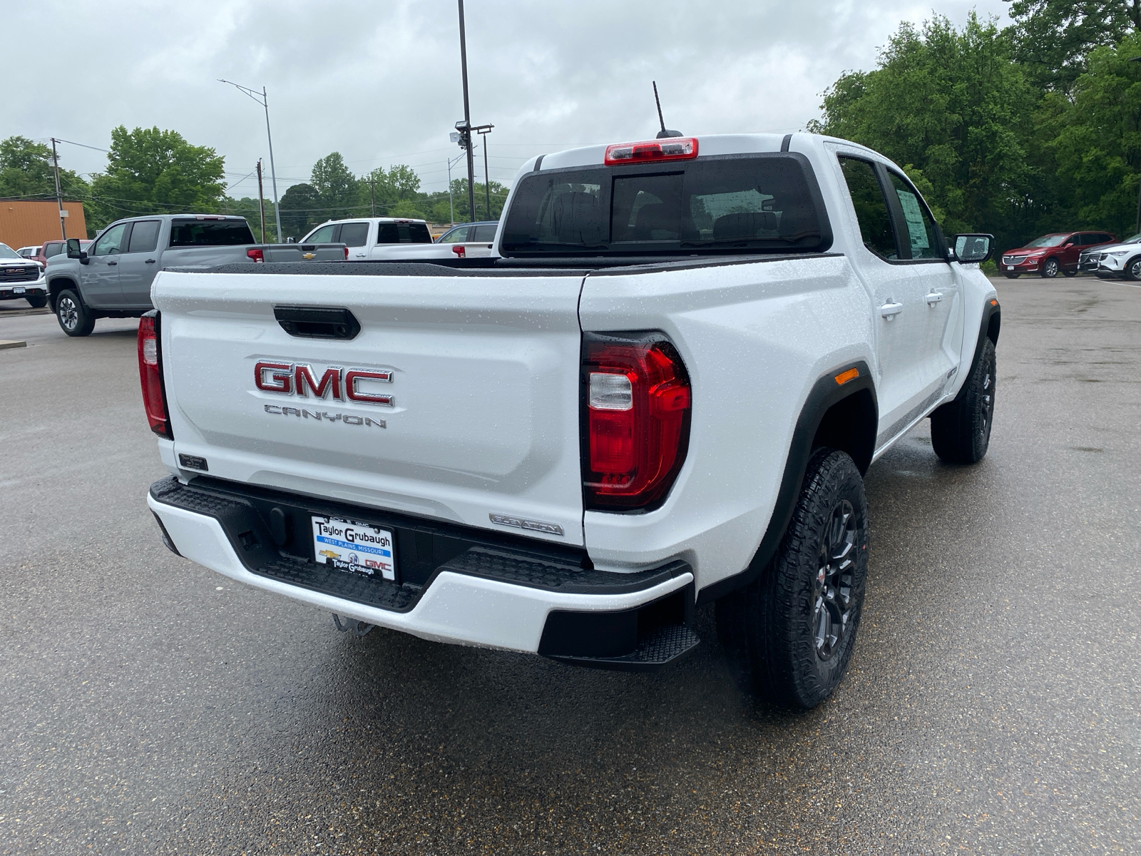 2024 GMC Canyon 2WD Elevation 8