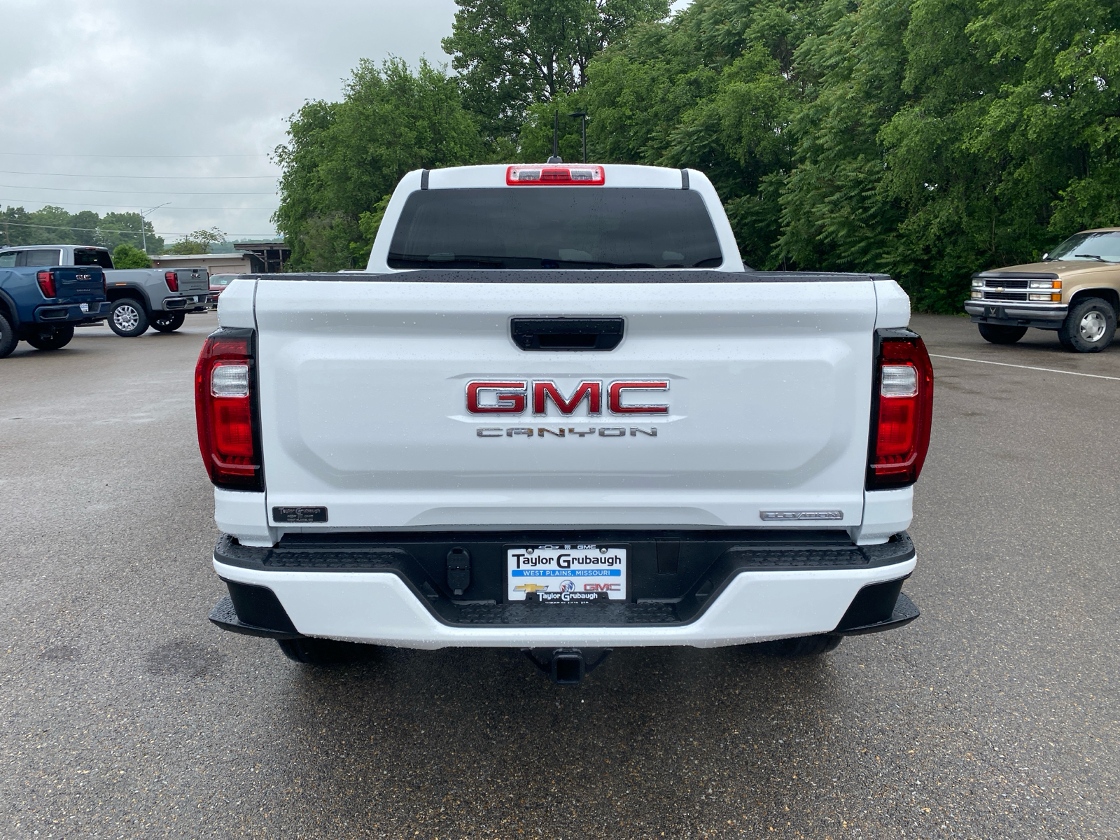 2024 GMC Canyon 2WD Elevation 4