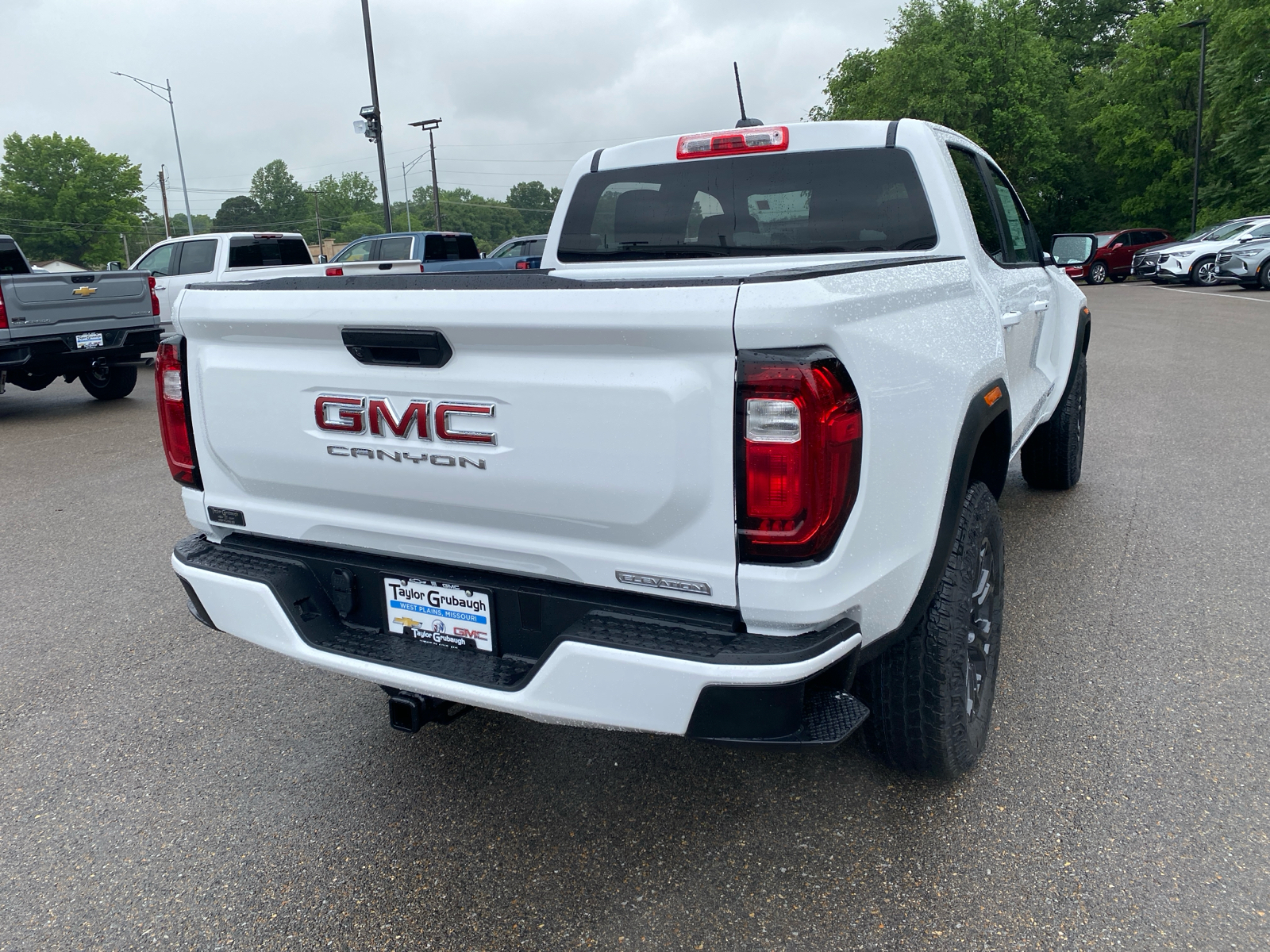 2024 GMC Canyon 2WD Elevation 8