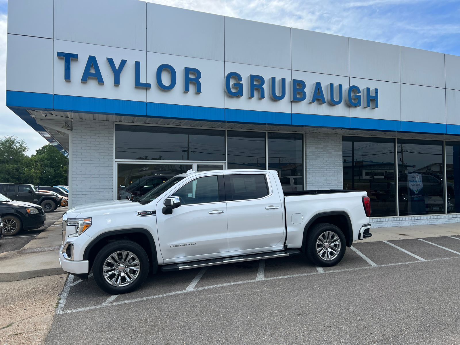 2021 GMC Sierra 1500 Denali 1