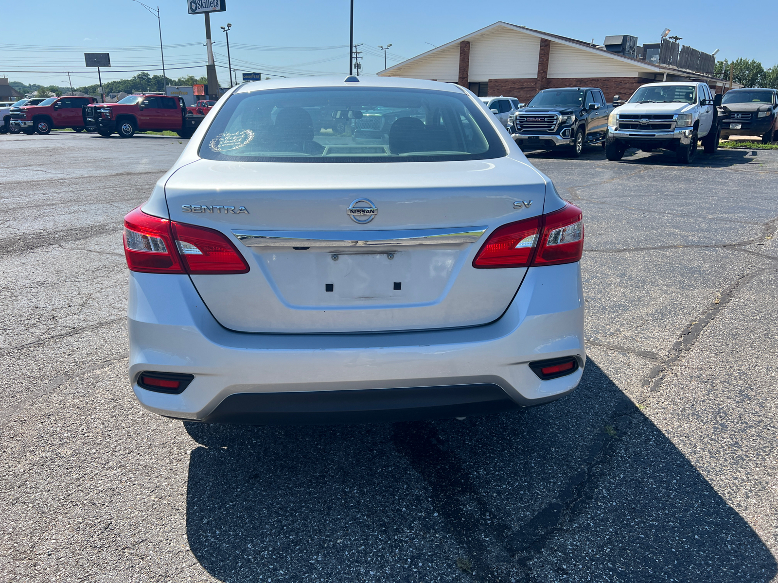 2019 Nissan Sentra SV 3