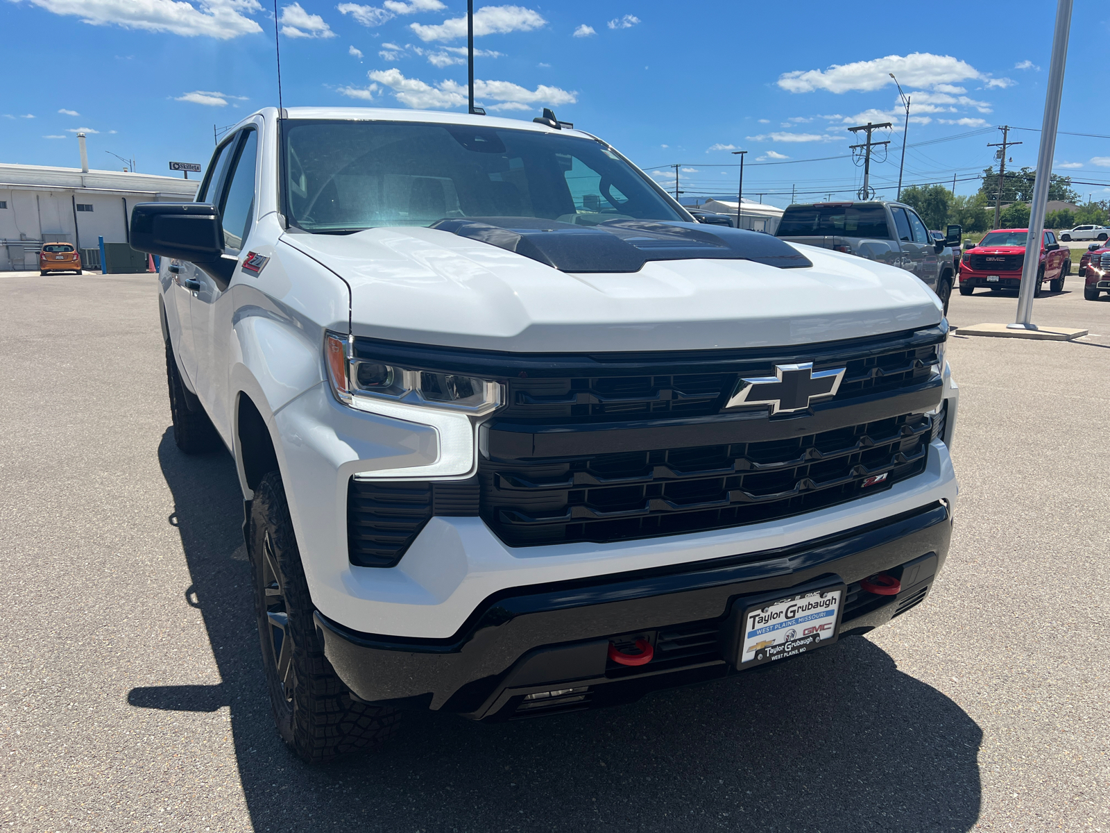 2024 Chevrolet Silverado 1500 LT Trail Boss 3