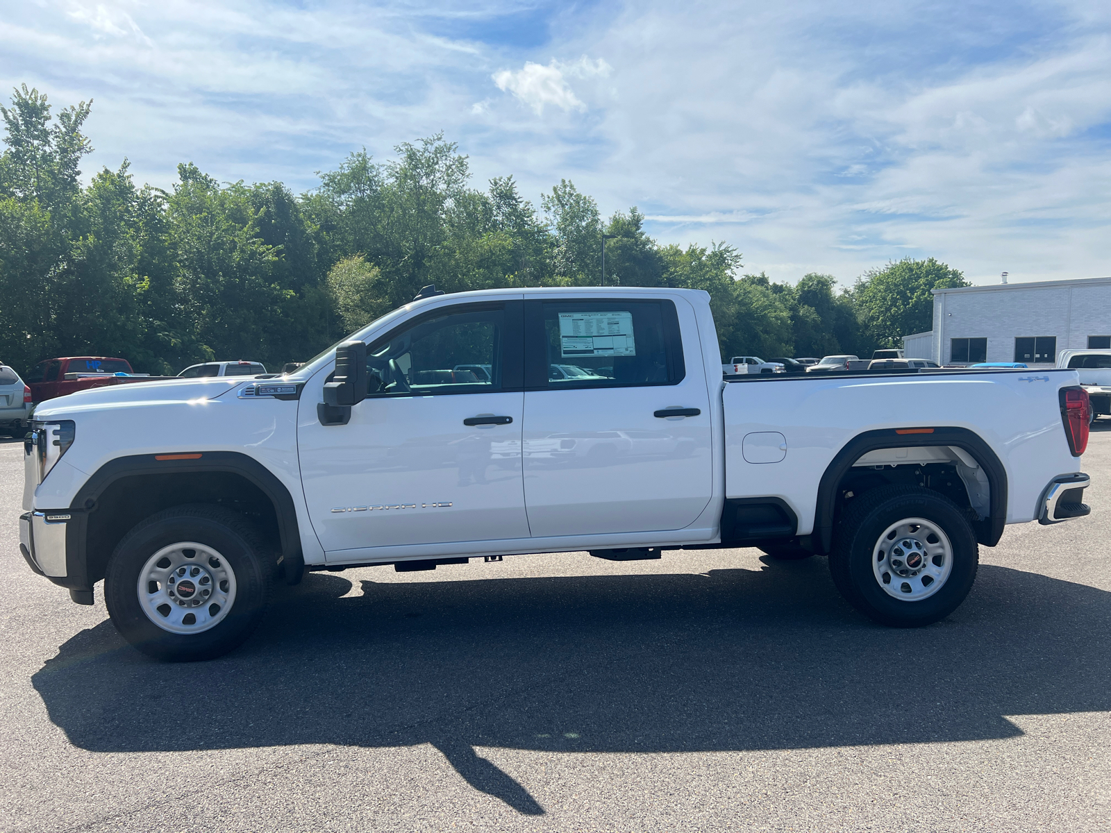 2024 GMC Sierra 3500HD Pro 8