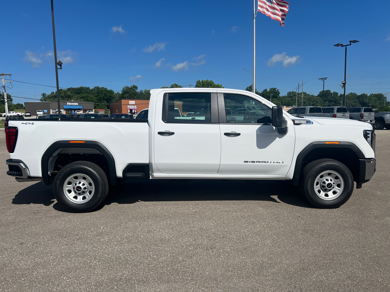 2024 GMC Sierra 3500HD Pro 15