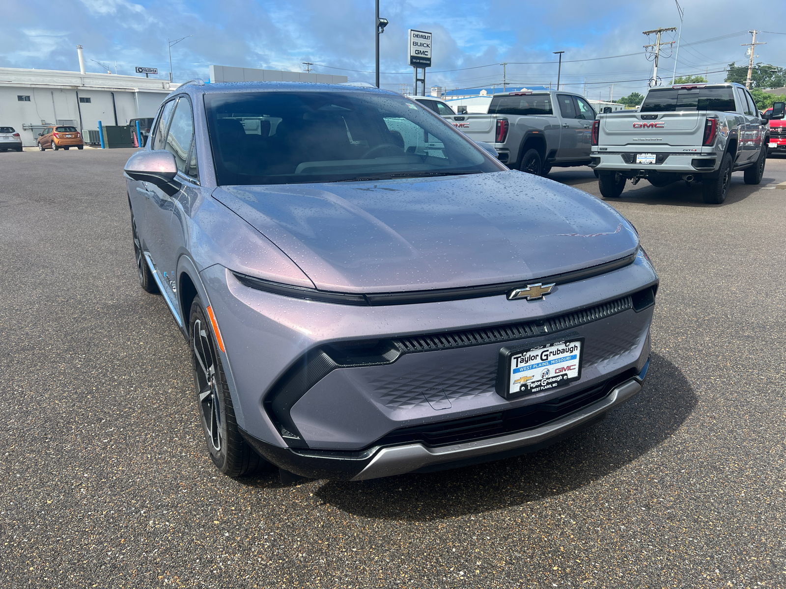 2024 Chevrolet Equinox EV LT 3