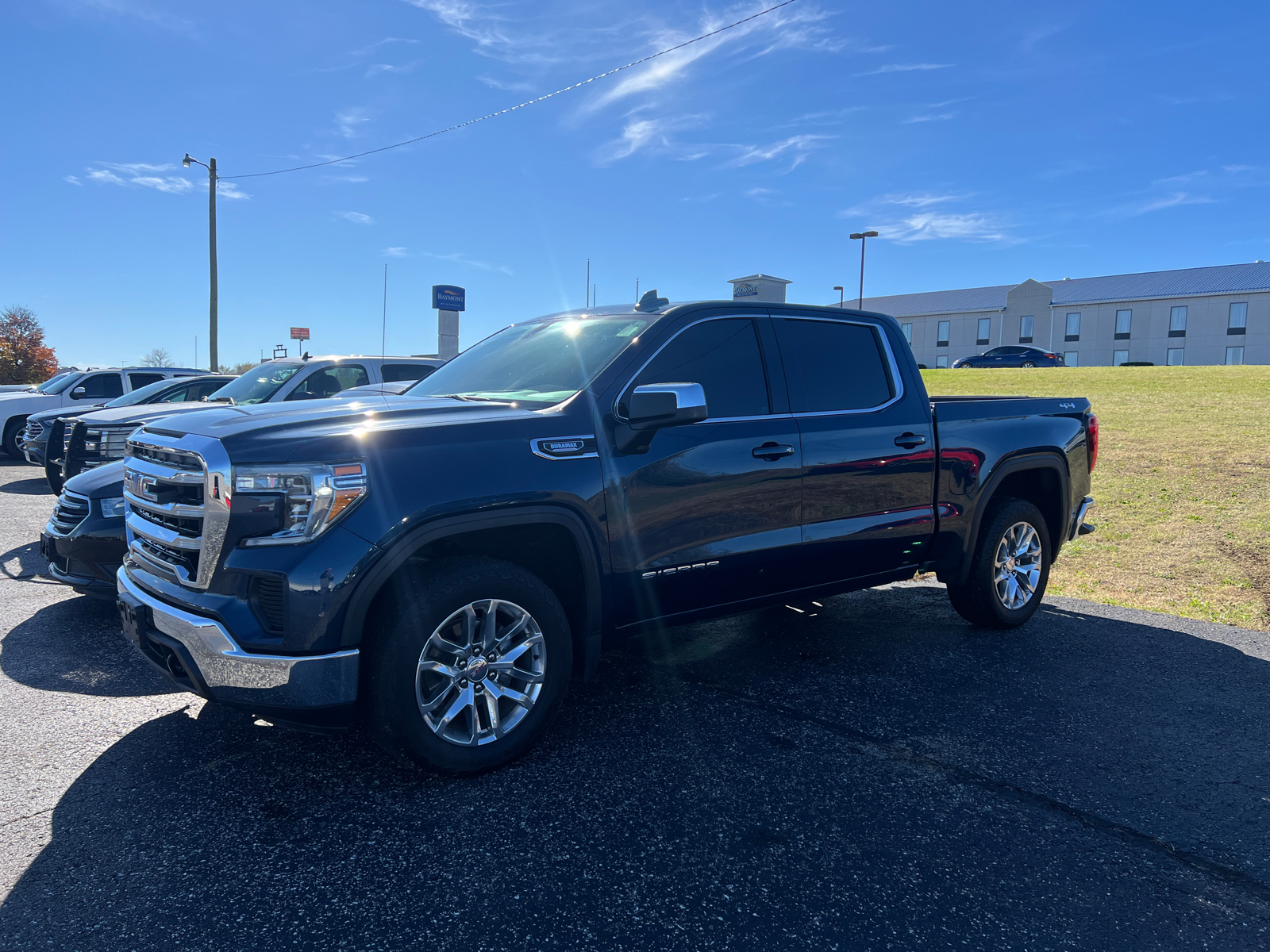 2021 GMC Sierra 1500 SLE 3