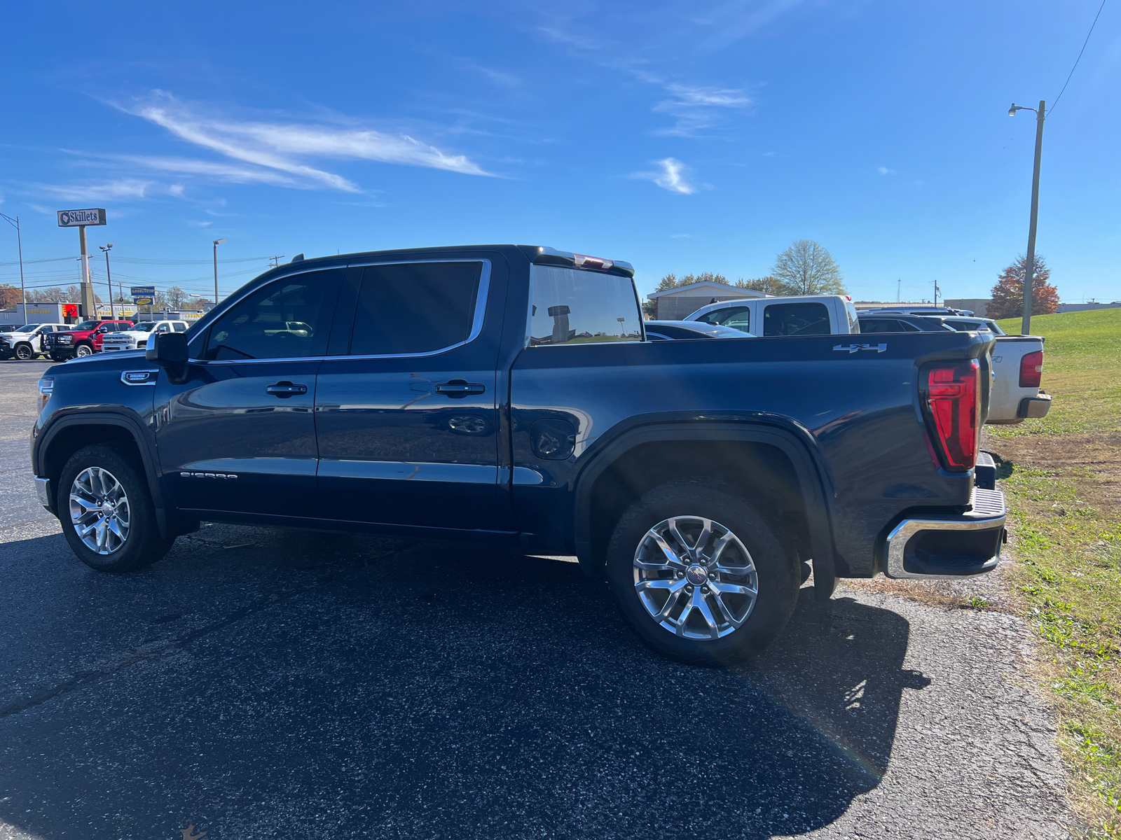 2021 GMC Sierra 1500 SLE 4