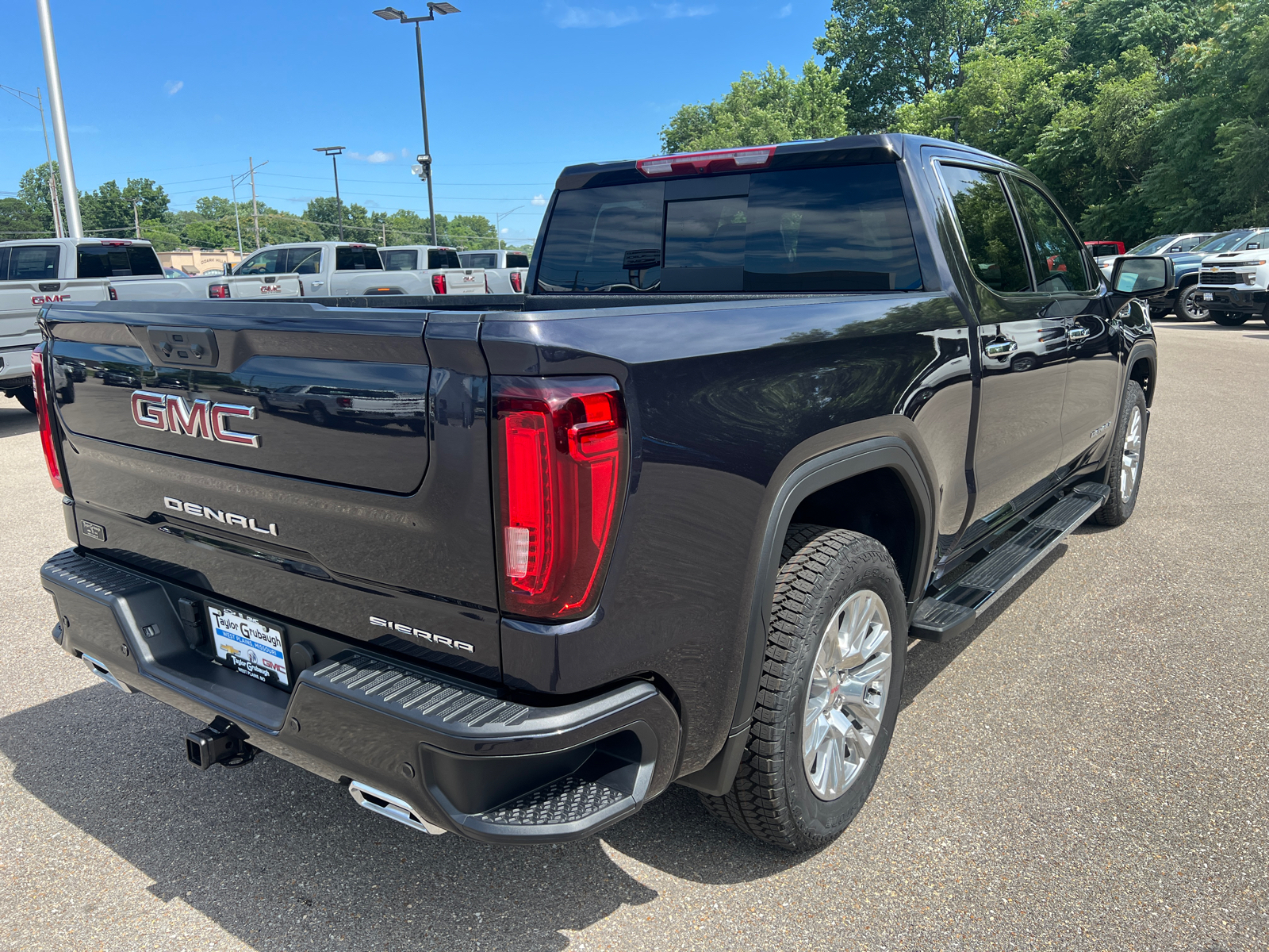 2024 GMC Sierra 1500 Denali 15