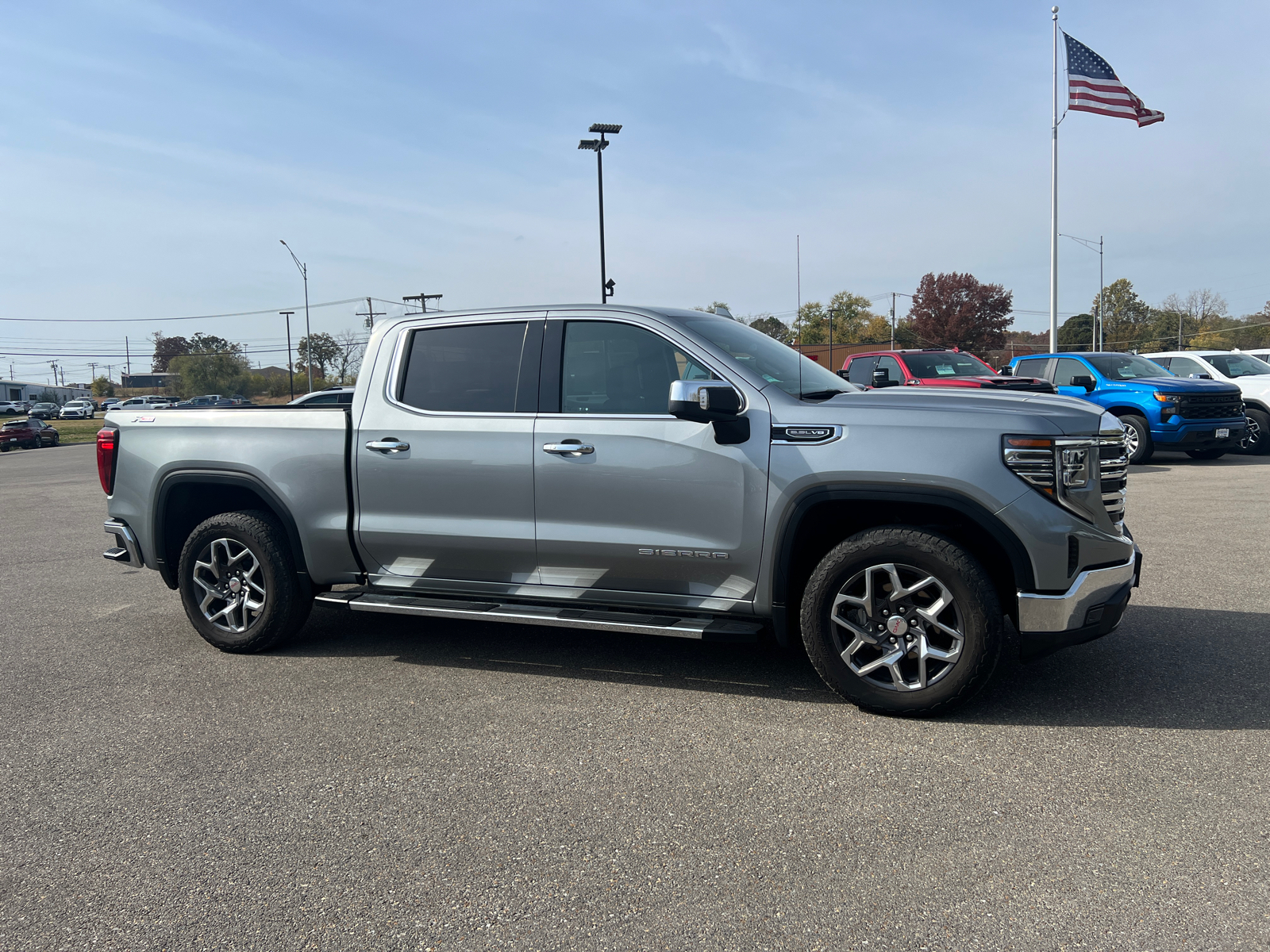 2023 GMC Sierra 1500 SLT 3