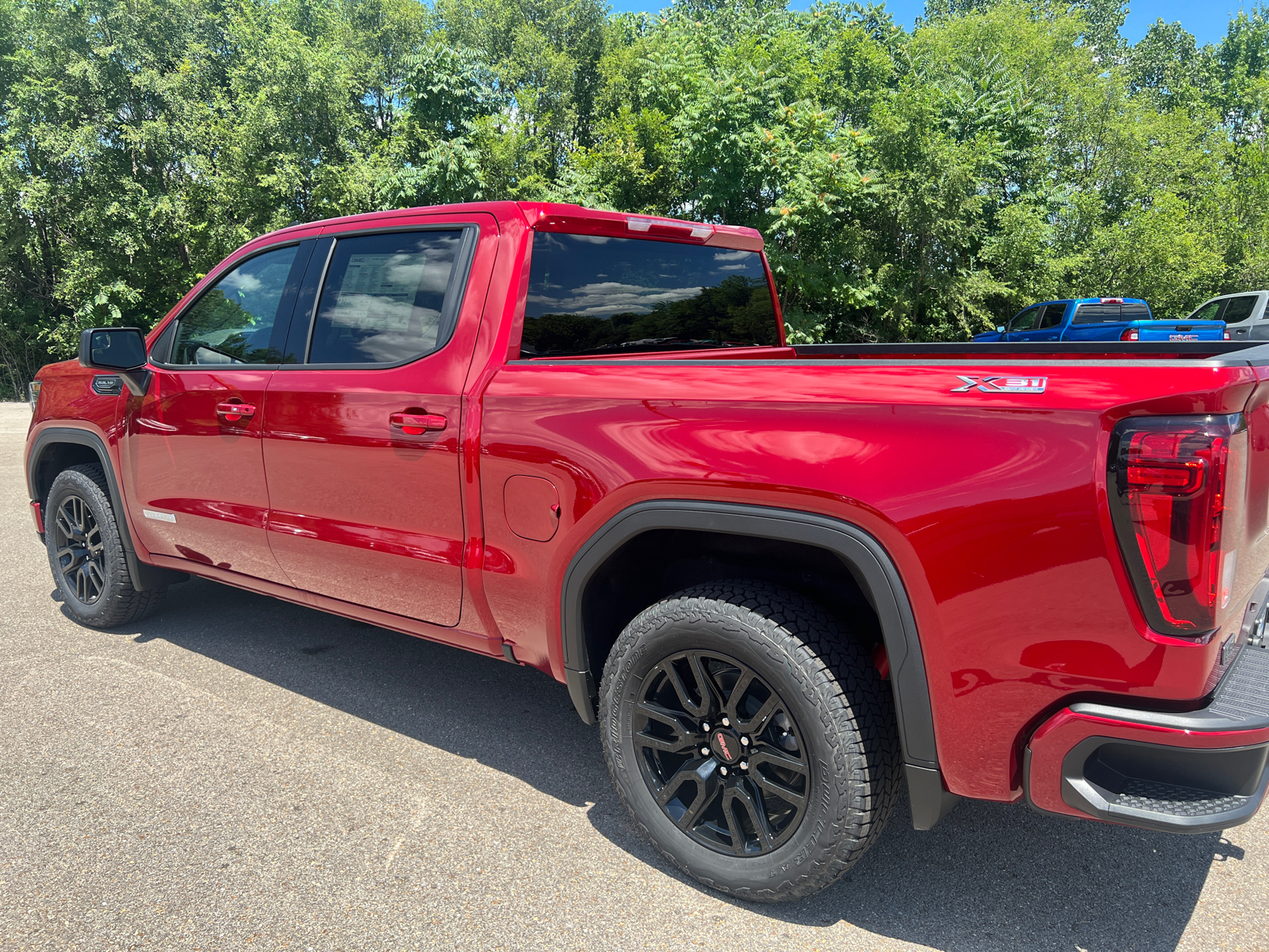 2024 GMC Sierra 1500 Elevation 10