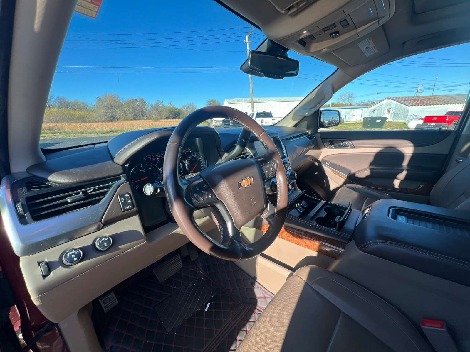 2020 Chevrolet Suburban Premier 11