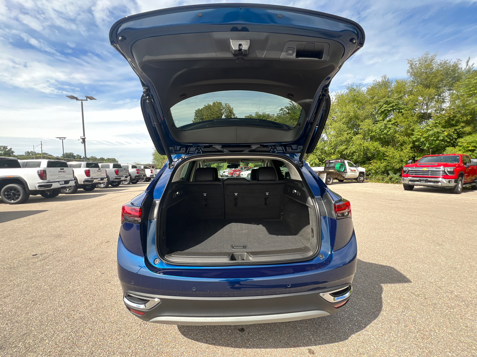 2023 Buick Envision Essence 14