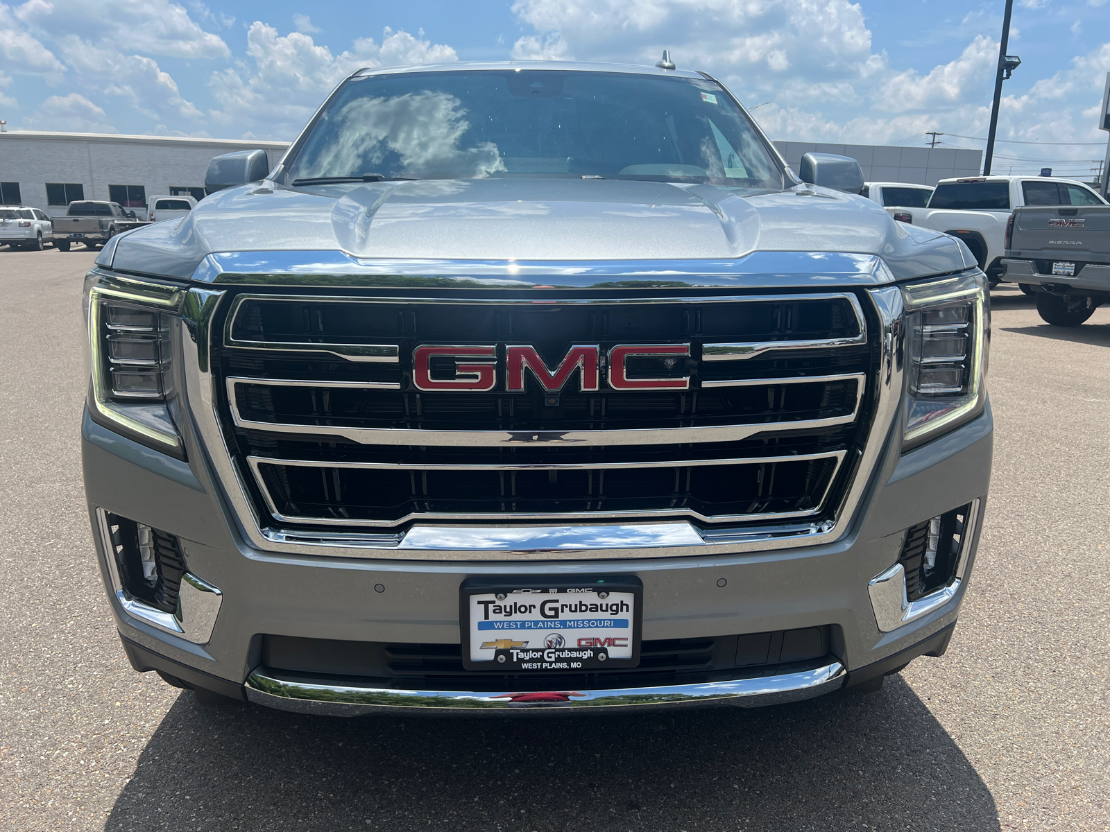 2024 GMC Yukon XL SLT 4