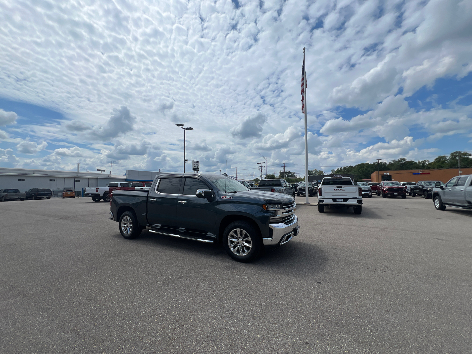 2019 Chevrolet Silverado 1500 LTZ 2