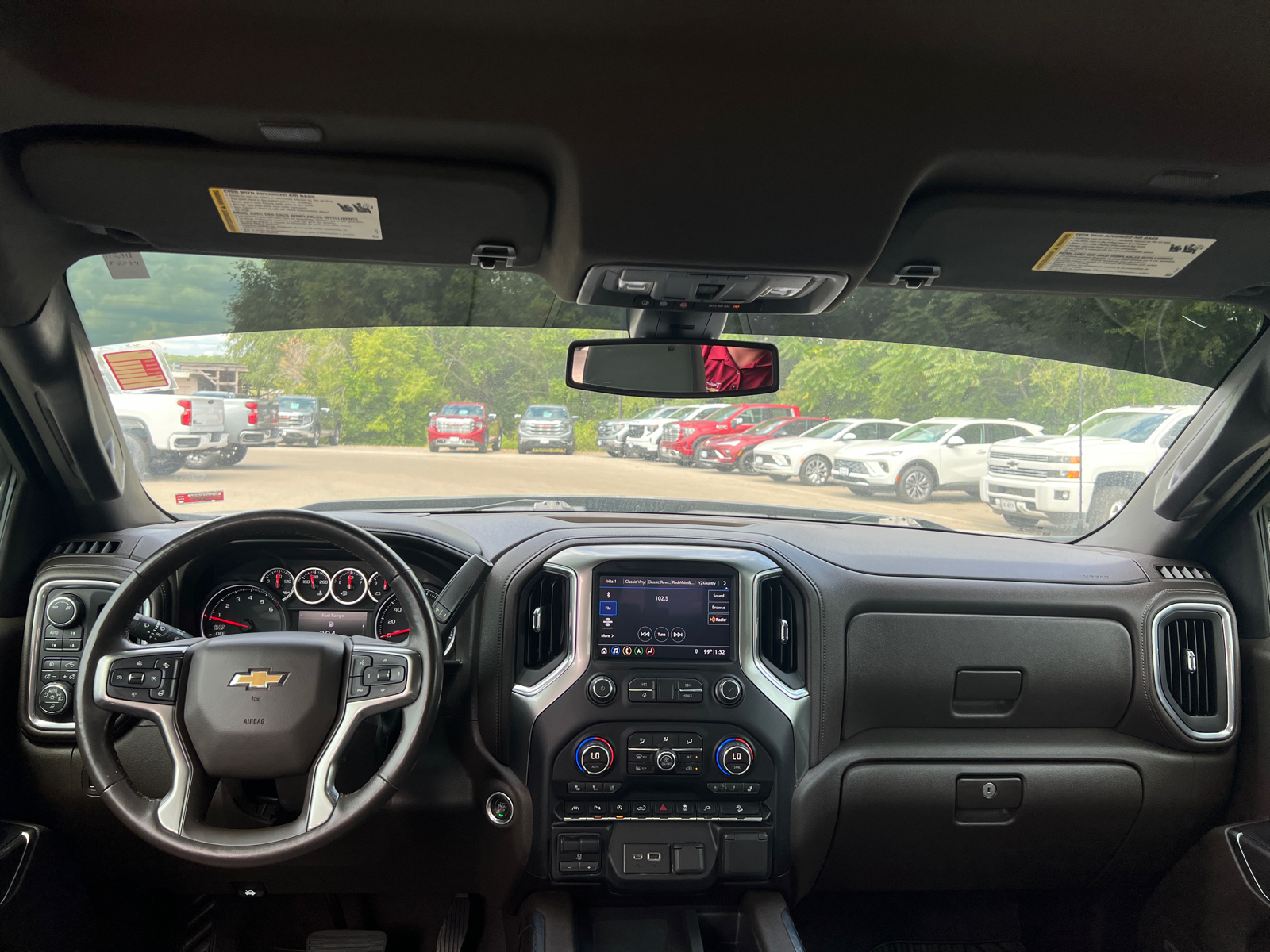 2019 Chevrolet Silverado 1500 LTZ 34