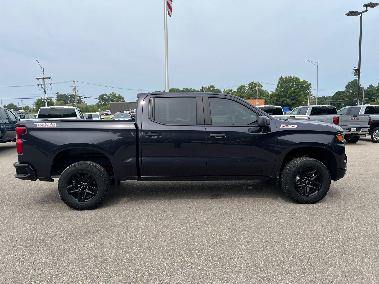 2022 Chevrolet Silverado 1500 Custom Trail Boss 16