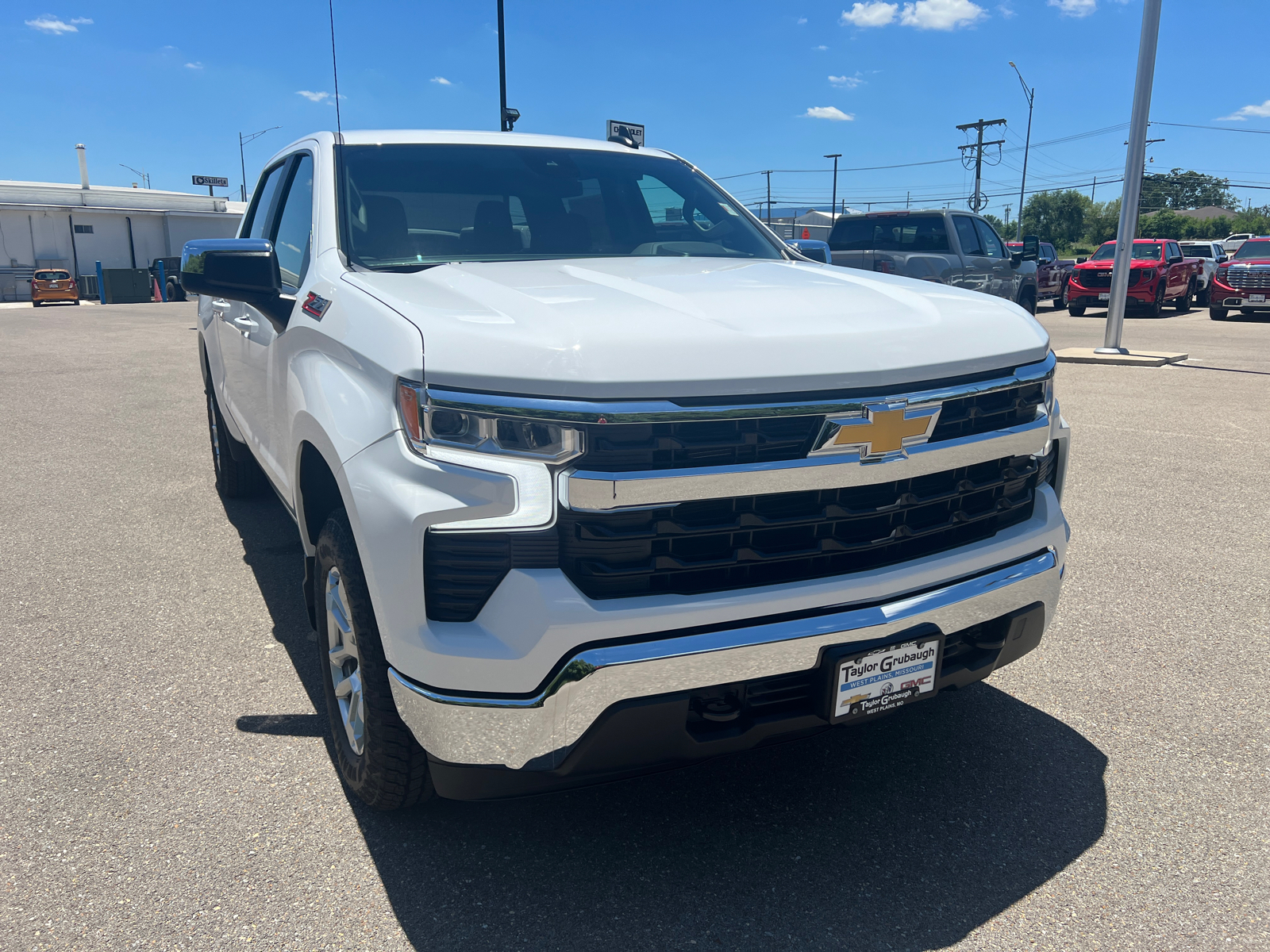 2024 Chevrolet Silverado 1500 LT 3