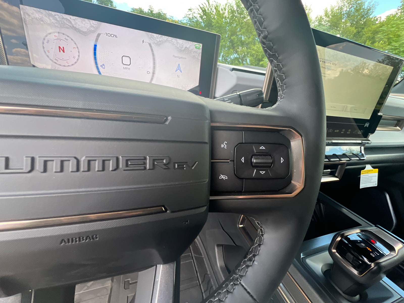 2024 GMC HUMMER EV SUV 2X 33