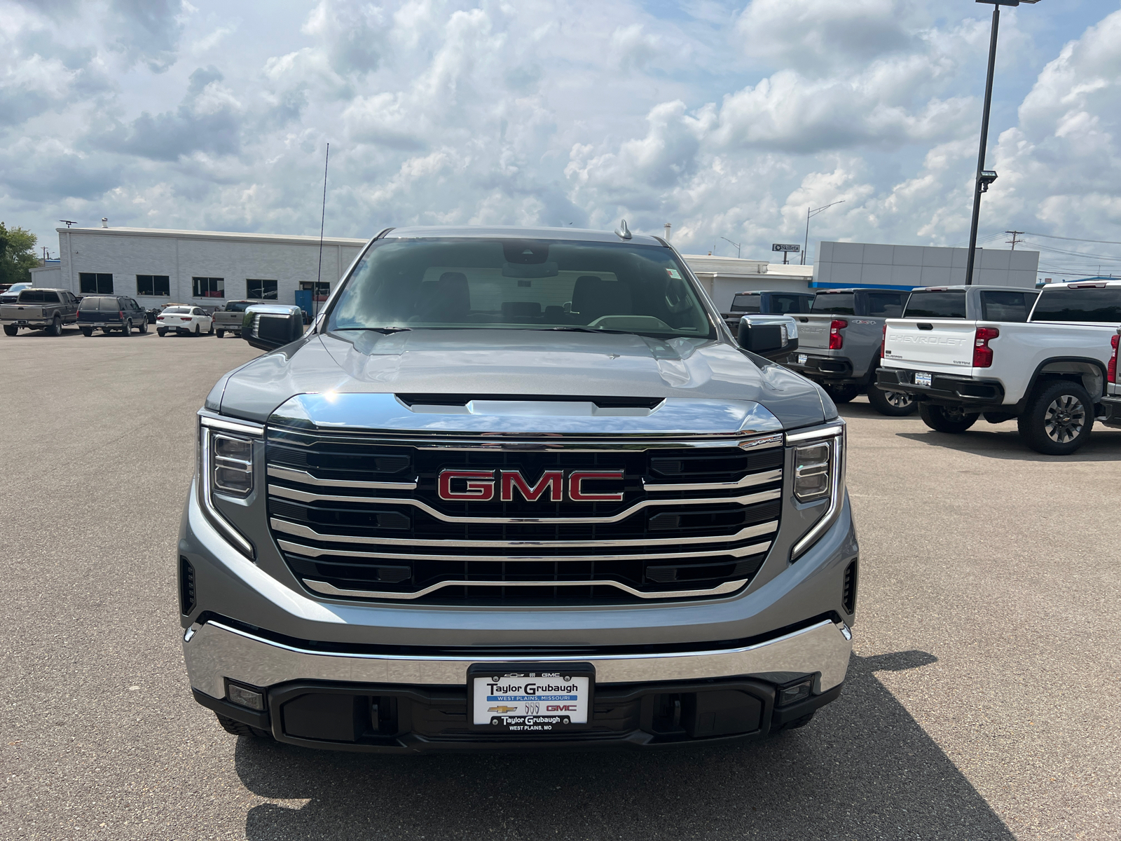 2024 GMC Sierra 1500 SLT 5