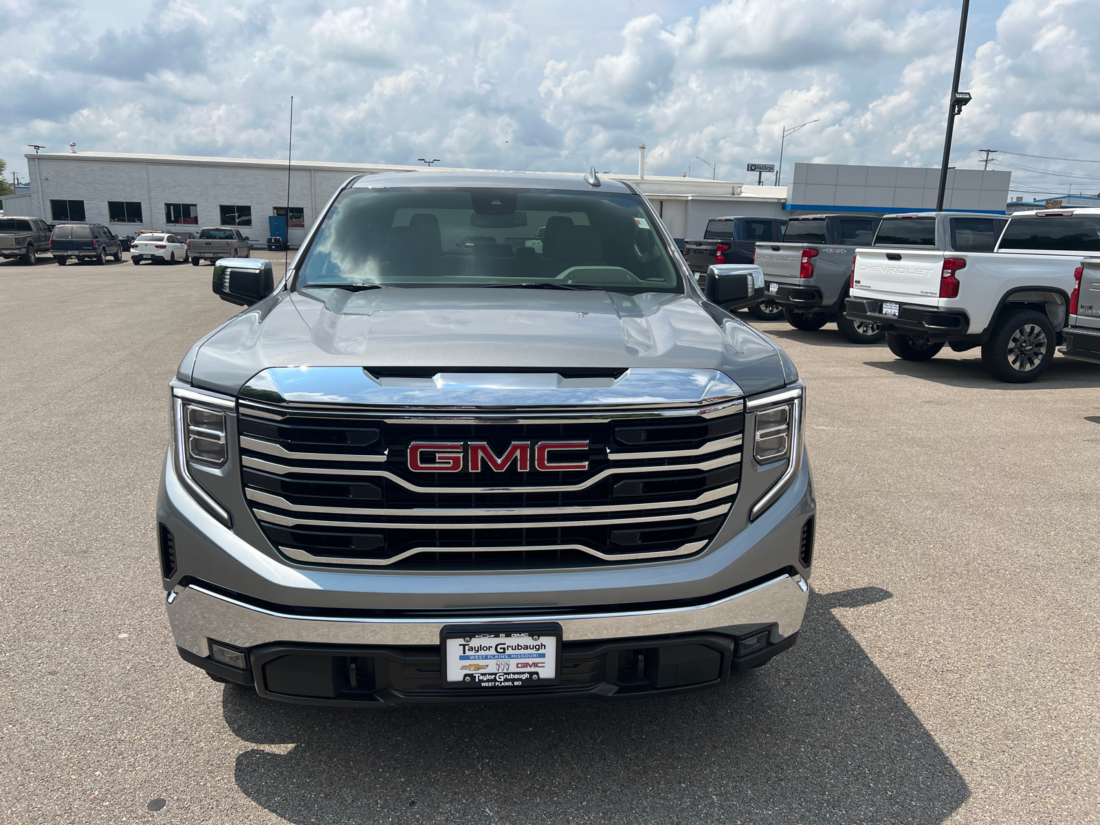 2024 GMC Sierra 1500 SLT 6