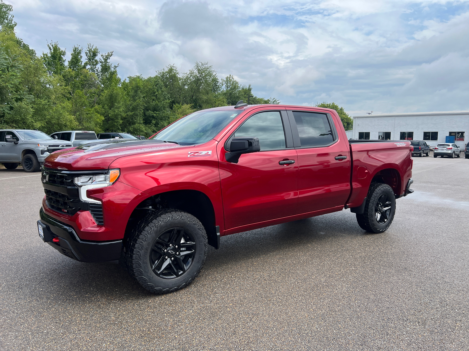 2024 Chevrolet Silverado 1500 LT Trail Boss 6