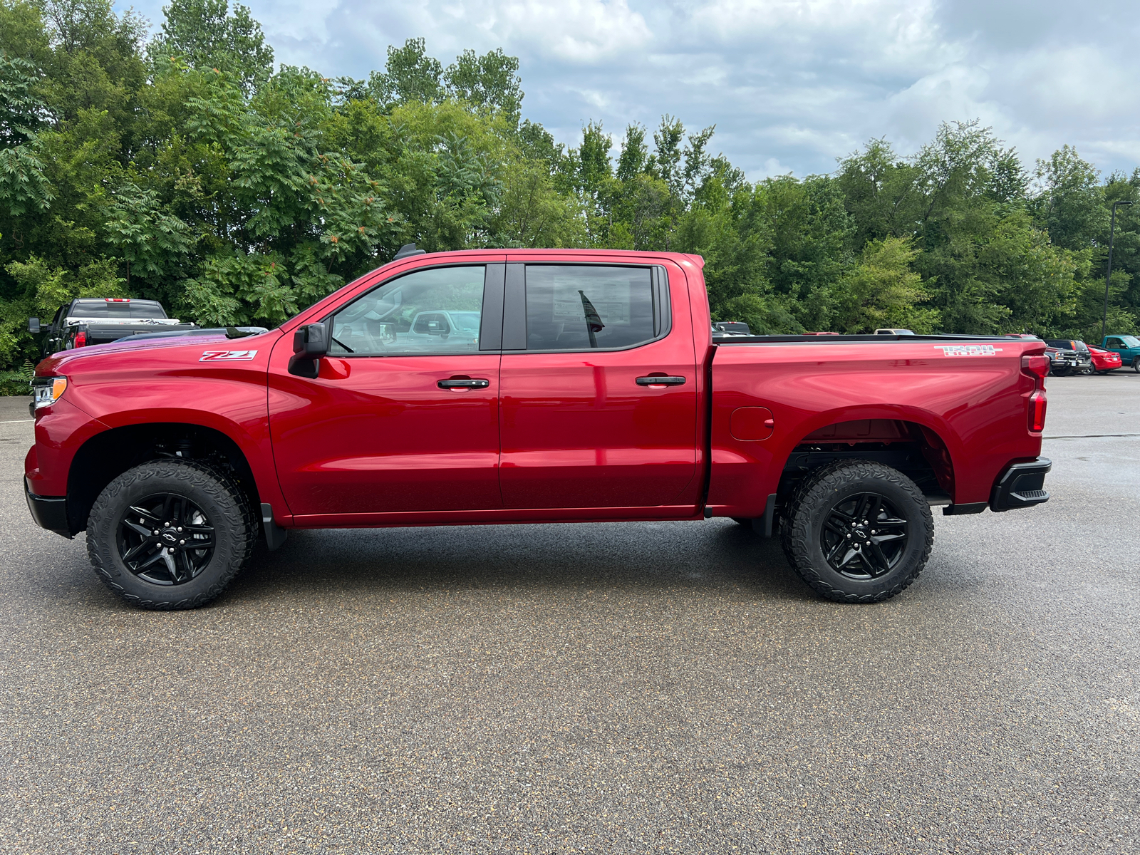 2024 Chevrolet Silverado 1500 LT Trail Boss 8