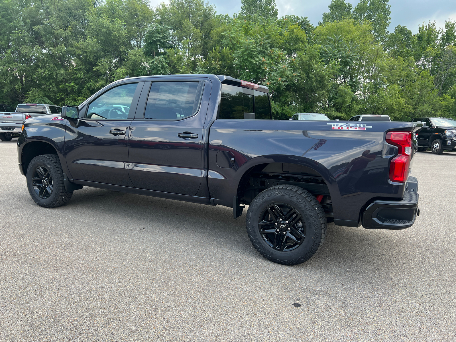 2024 Chevrolet Silverado 1500 LT Trail Boss 10