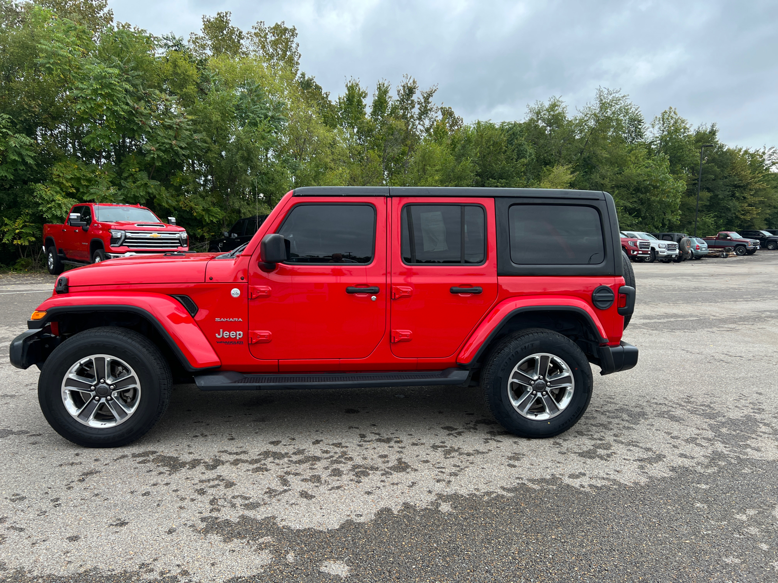 2020 Jeep Wrangler Unlimited Sahara 8