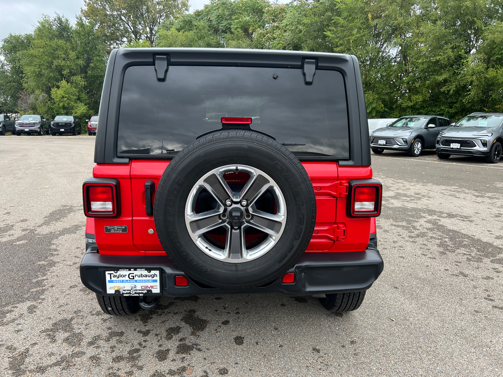 2020 Jeep Wrangler Unlimited Sahara 10