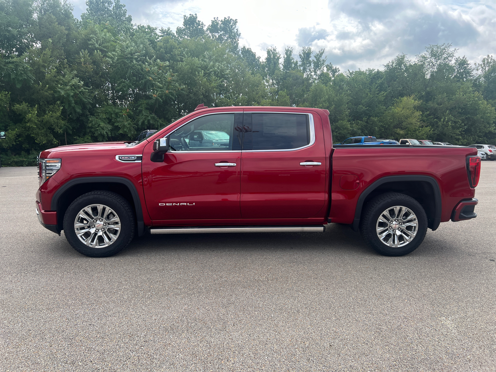 2024 GMC Sierra 1500 Denali 8