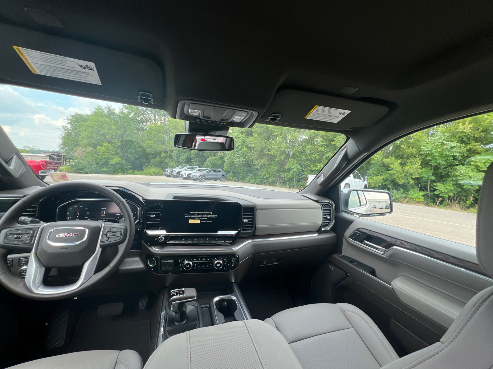 2024 GMC Sierra 1500 SLT 36