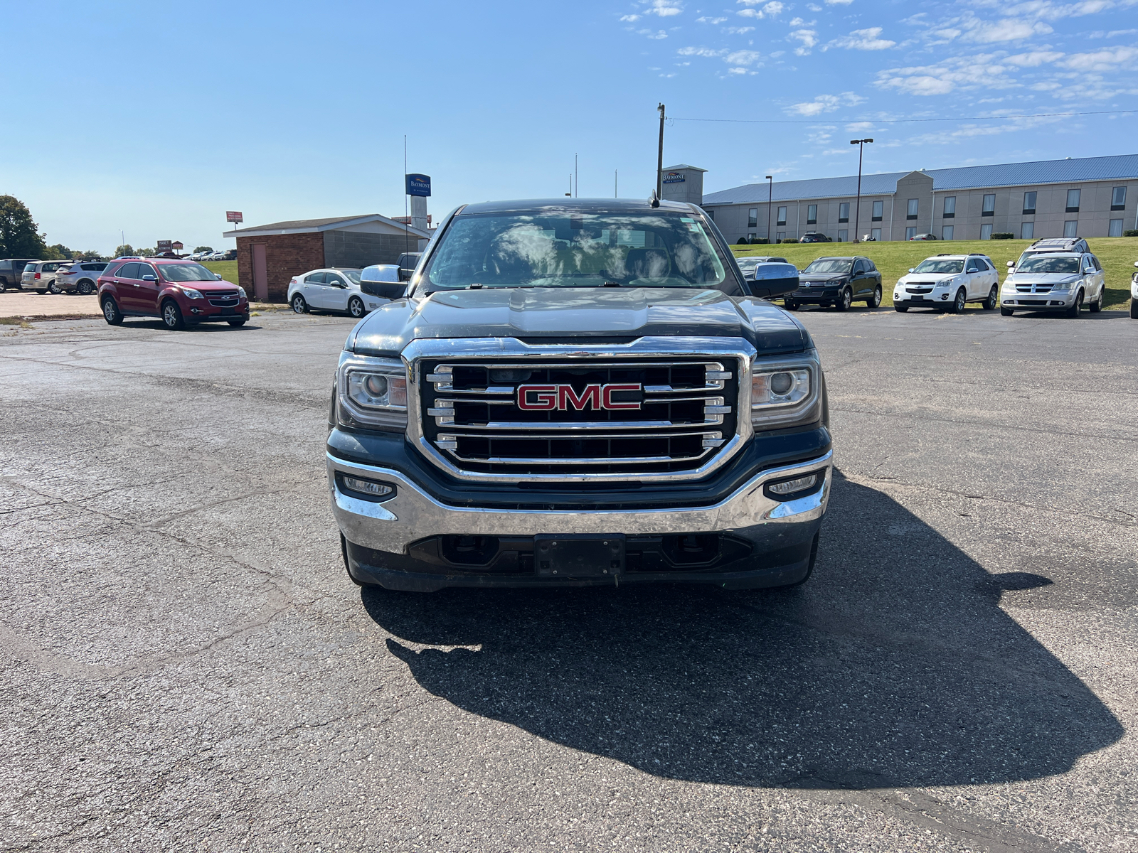 2017 GMC Sierra 1500 SLT 2