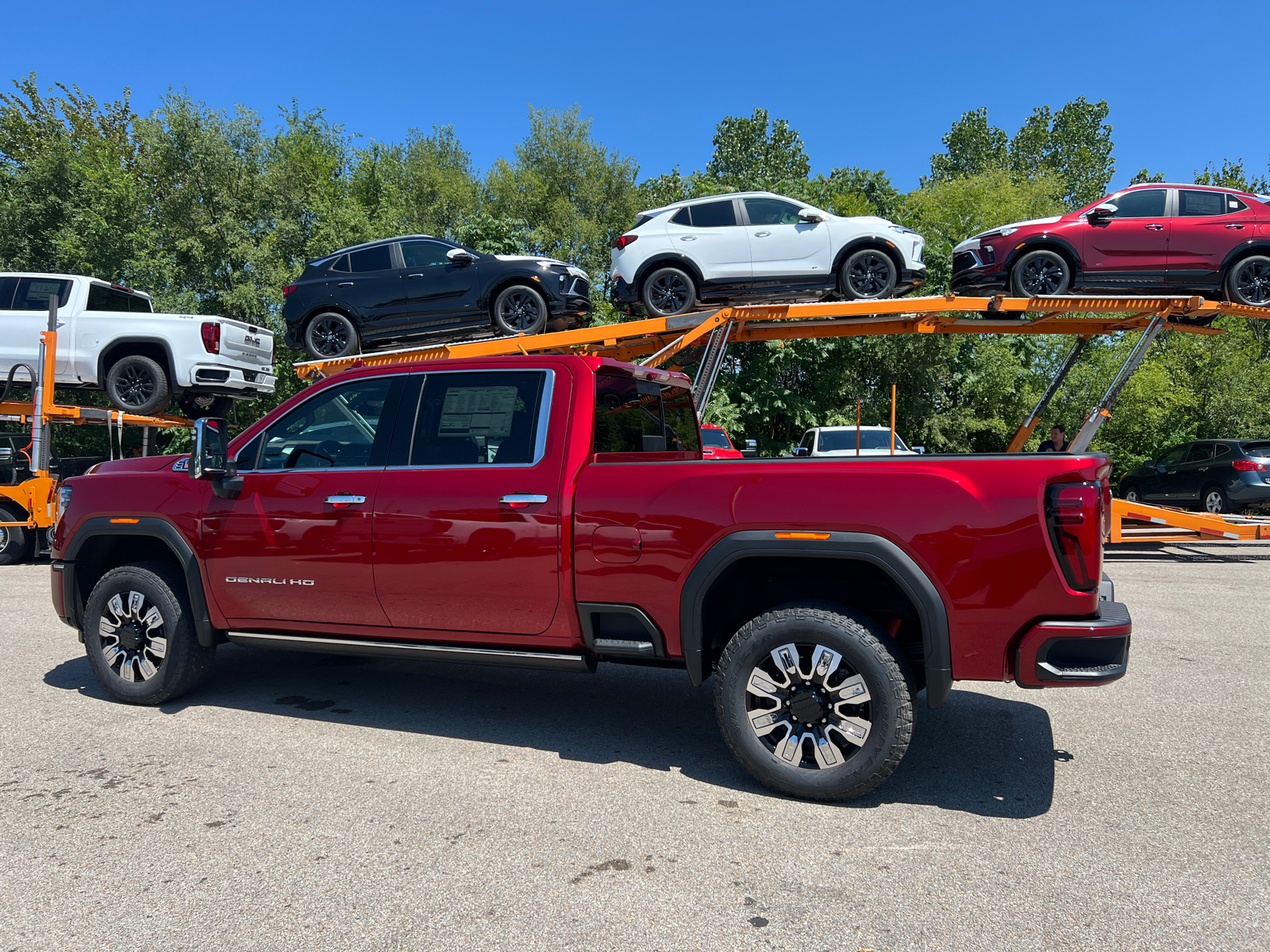 2024 GMC Sierra 2500HD Denali 11