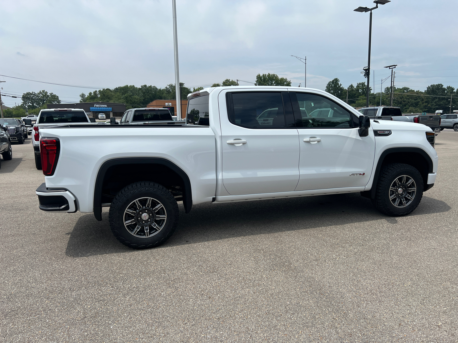 2024 GMC Sierra 1500 AT4 15