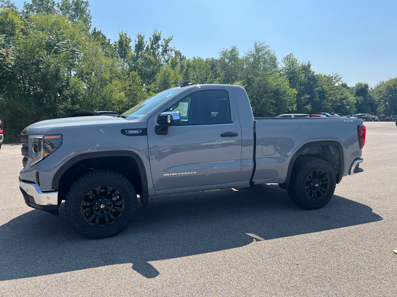 2024 GMC Sierra 1500 Pro 7