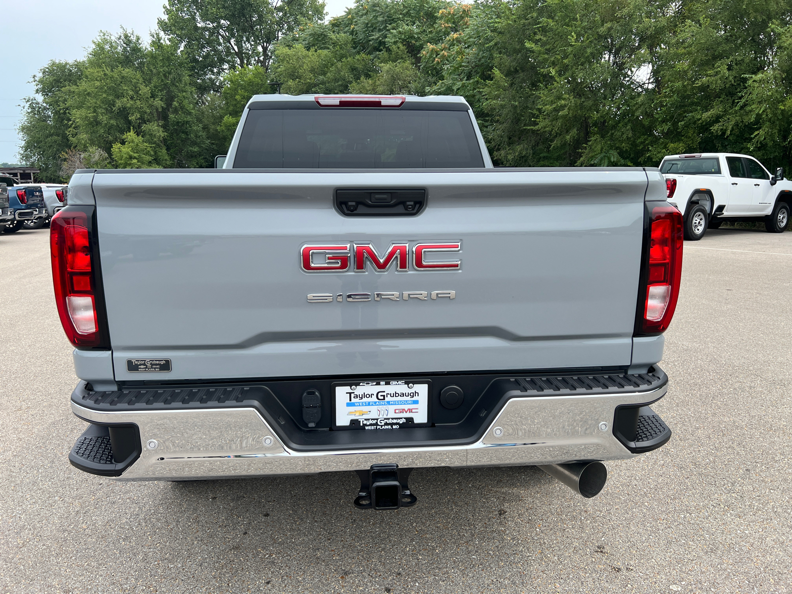 2024 GMC Sierra 2500HD Pro 12